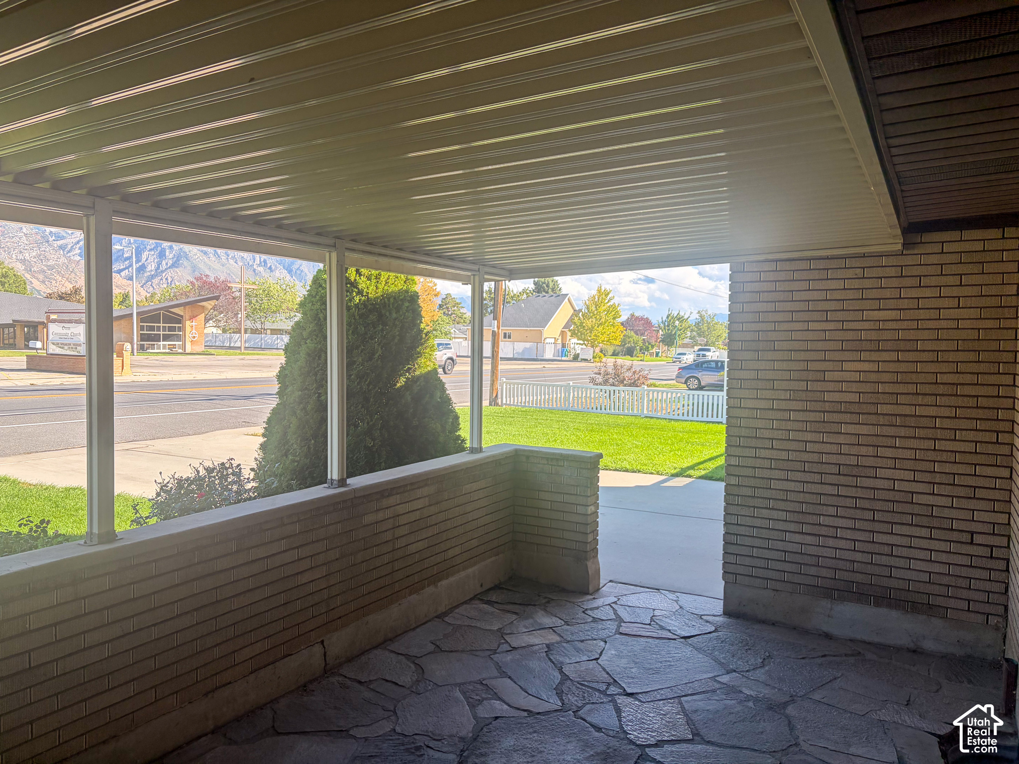 main property photo 8
