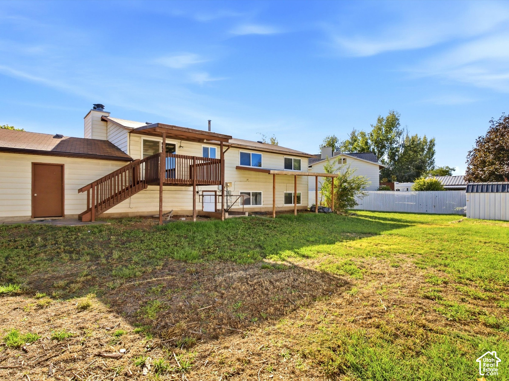 main property photo 14