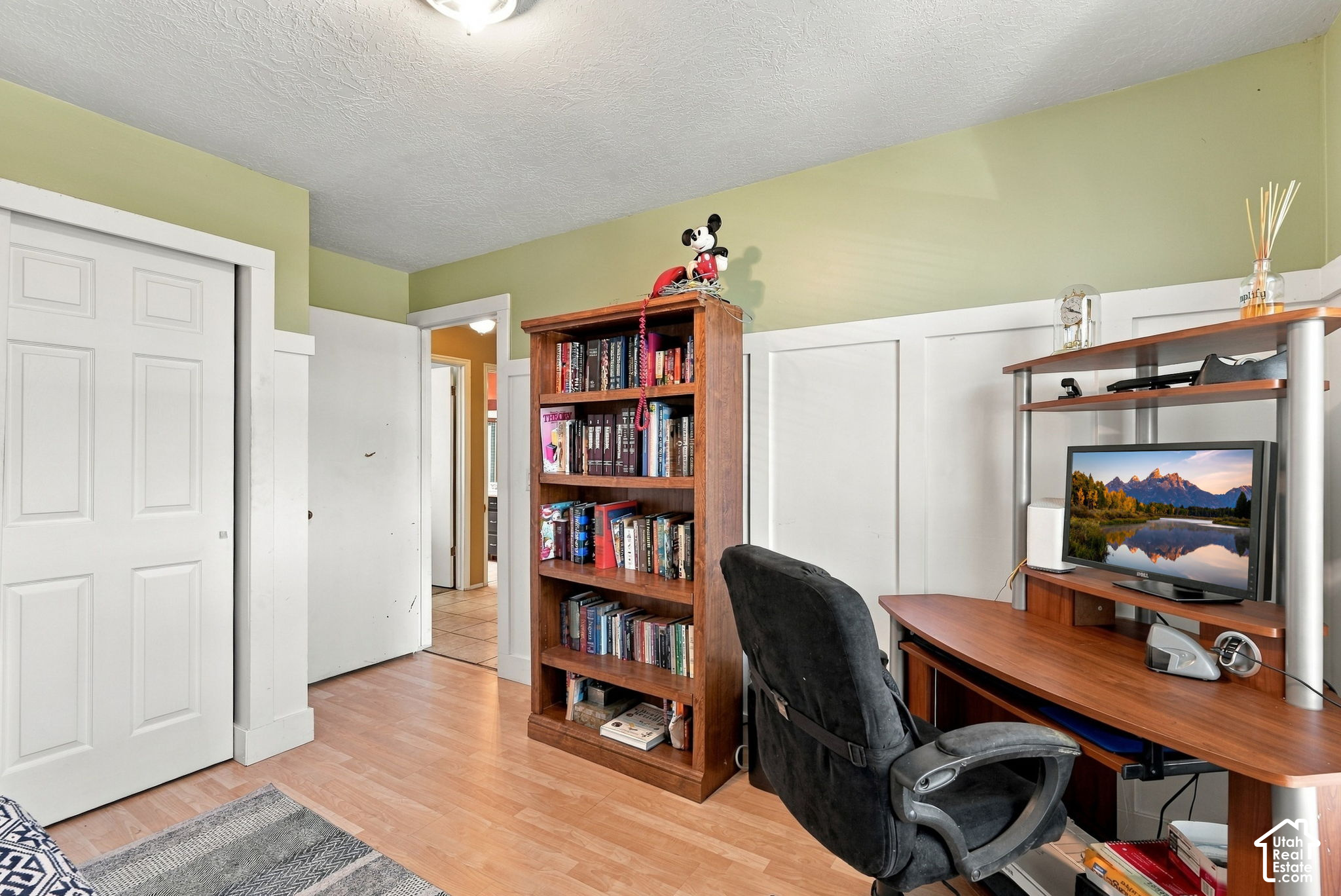 main property photo 14