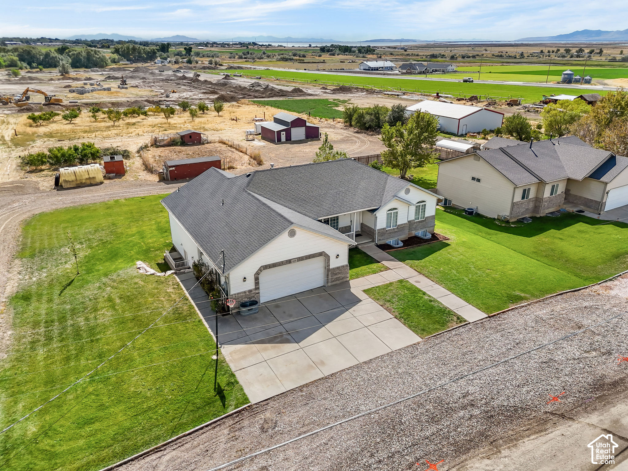main property photo 53