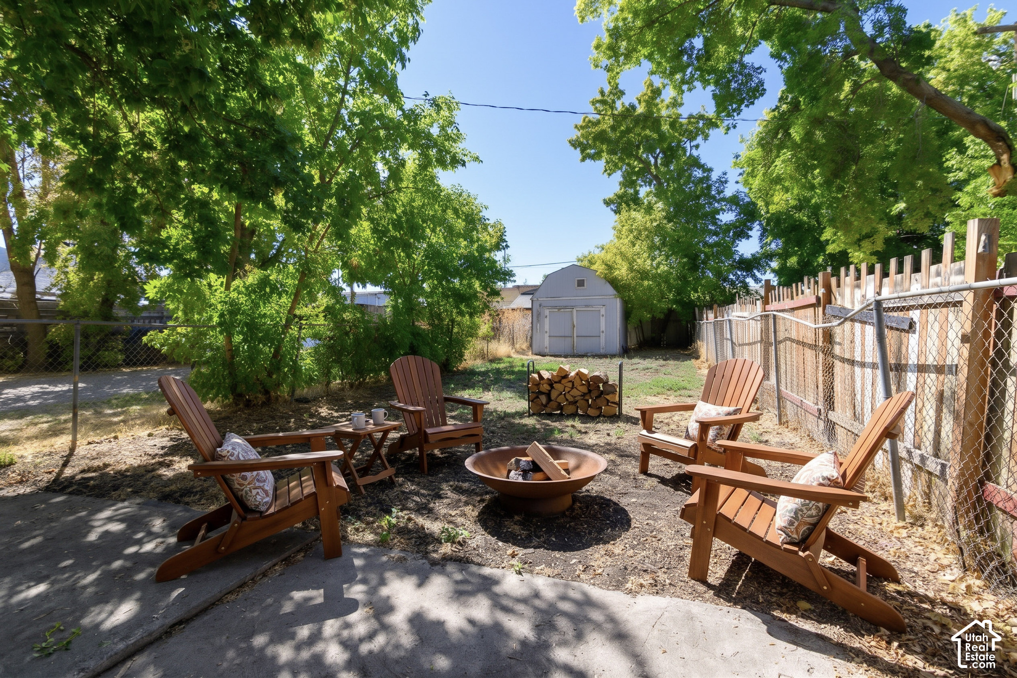 main property photo 24