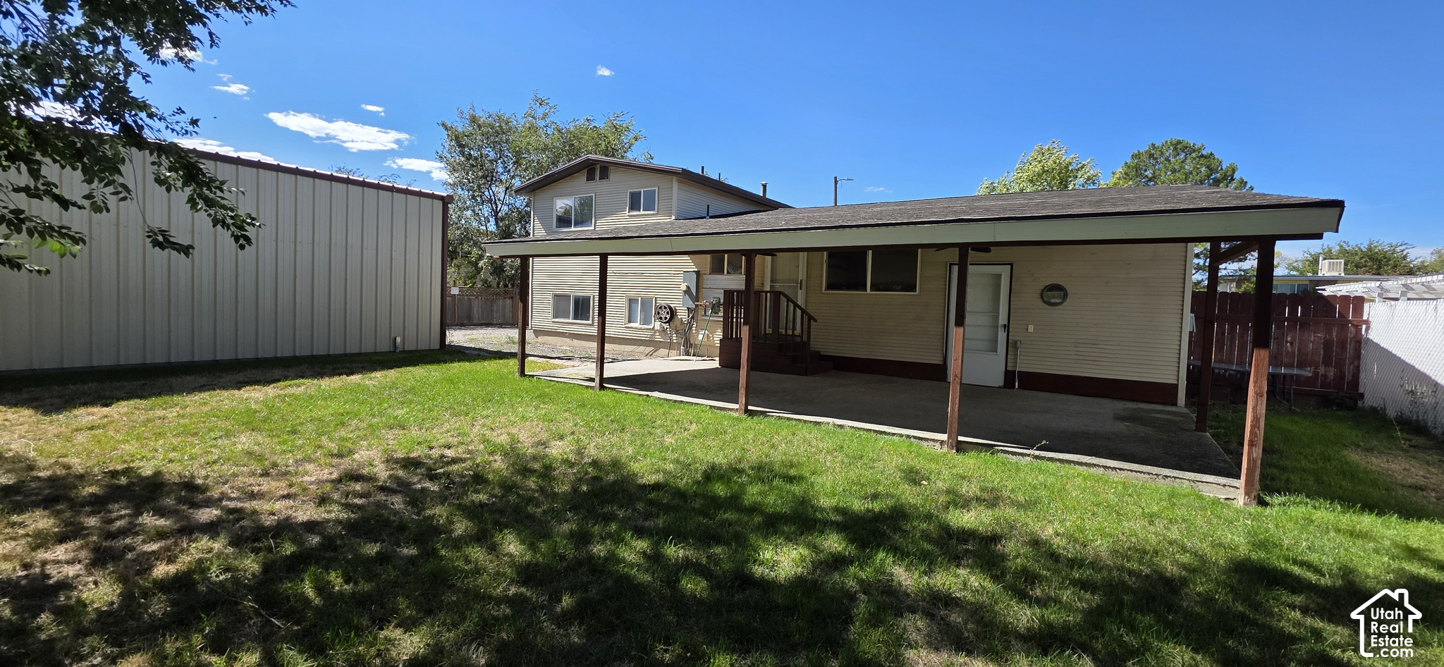 main property photo 15