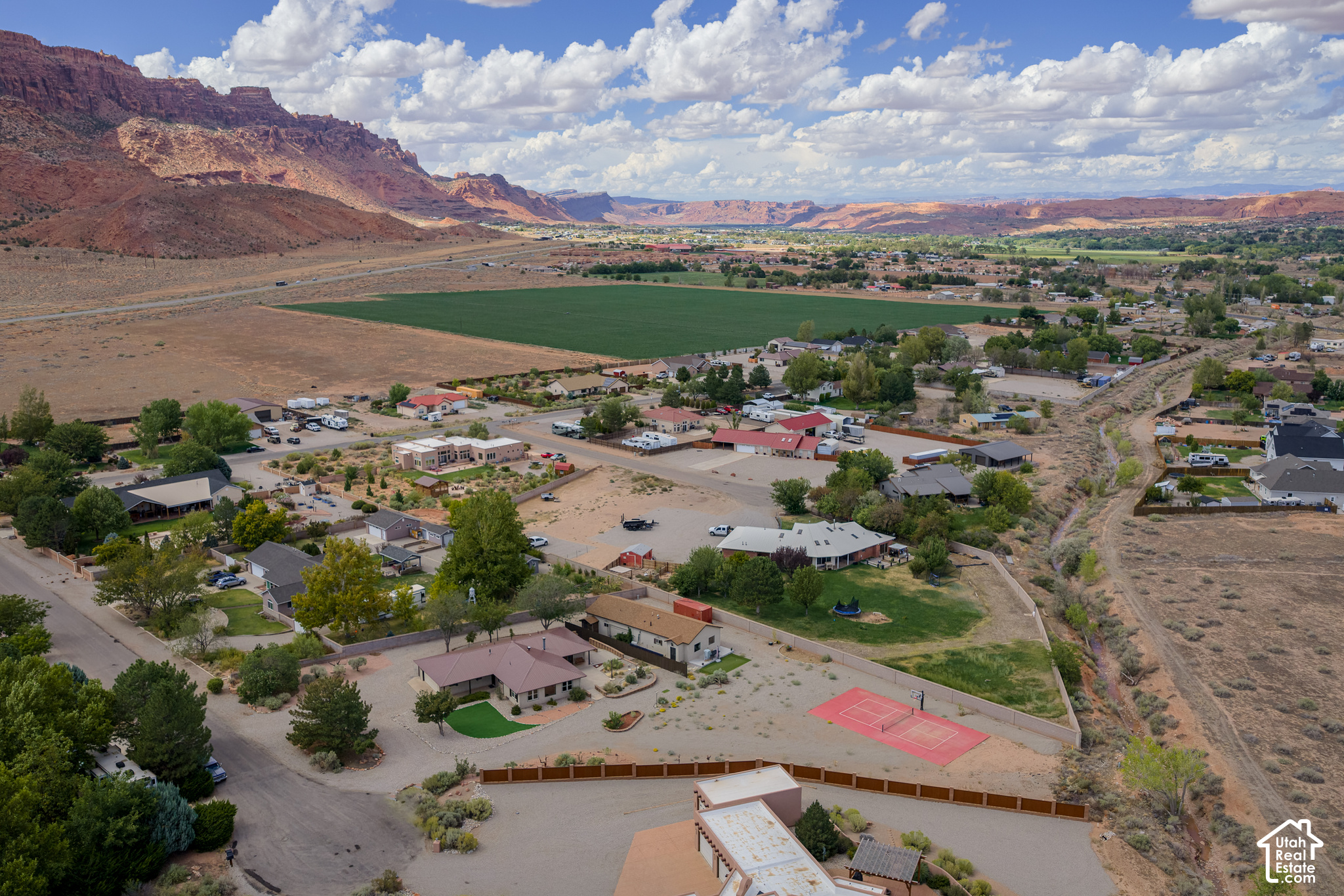 main property photo 45
