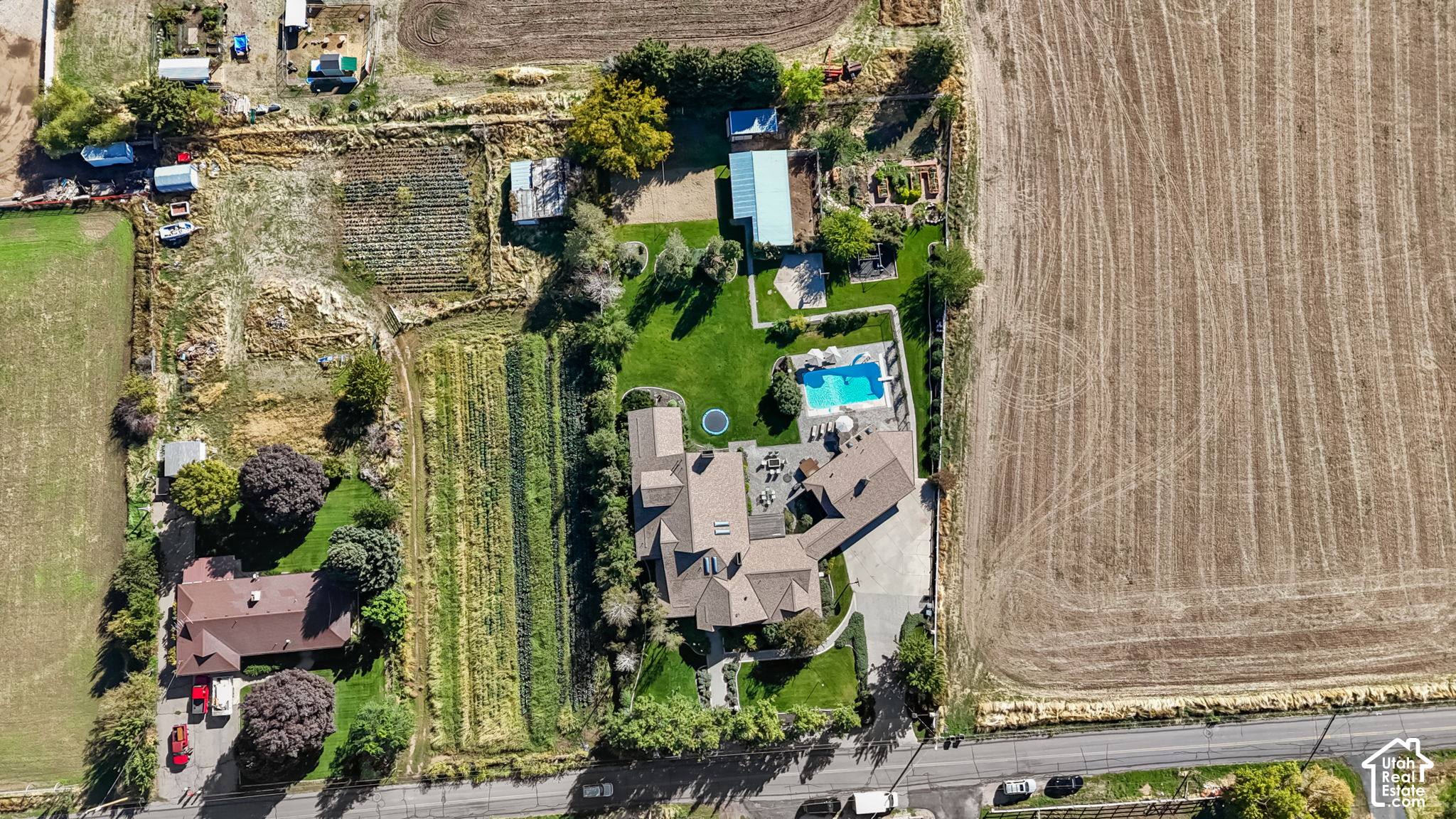 main property photo 62