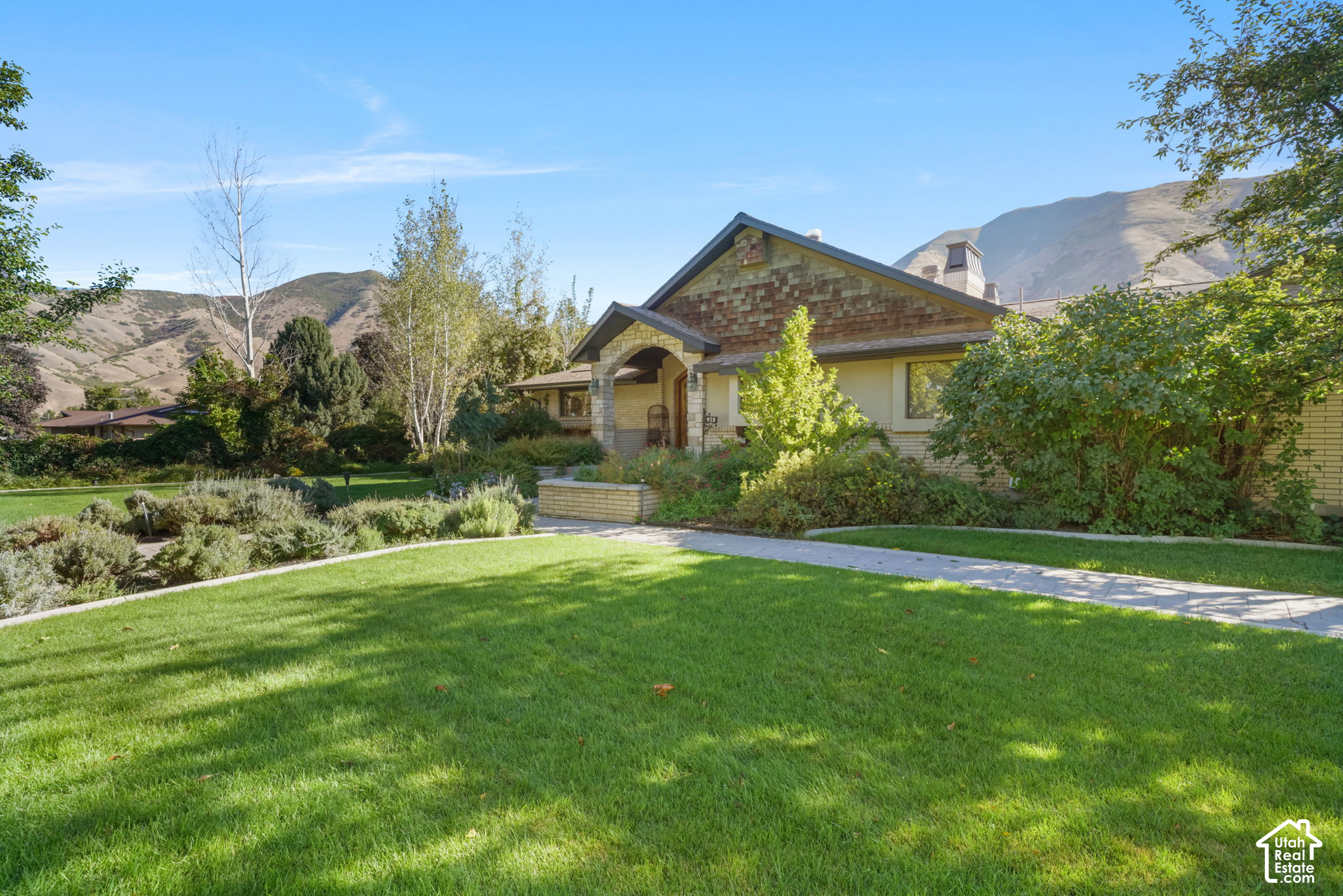 main property photo 67
