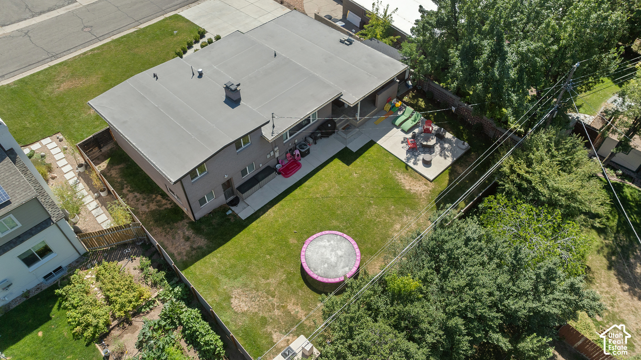 main property photo 43