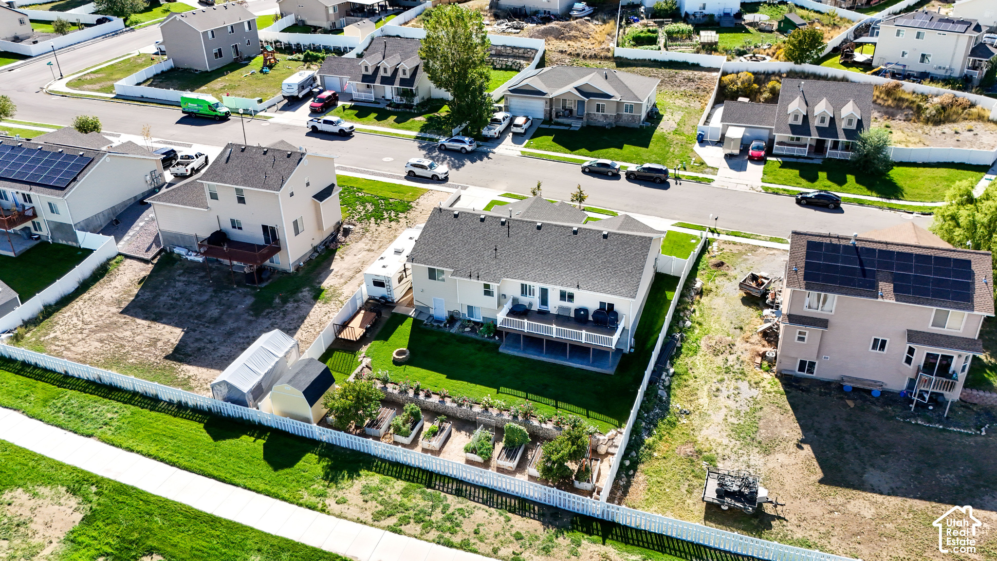 main property photo 32