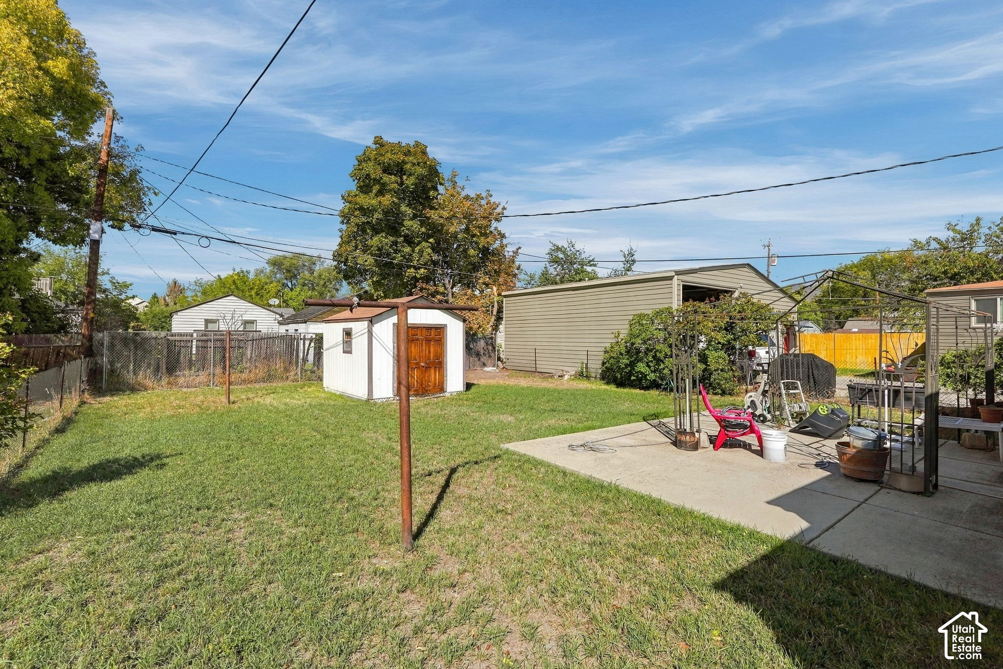 main property photo 25