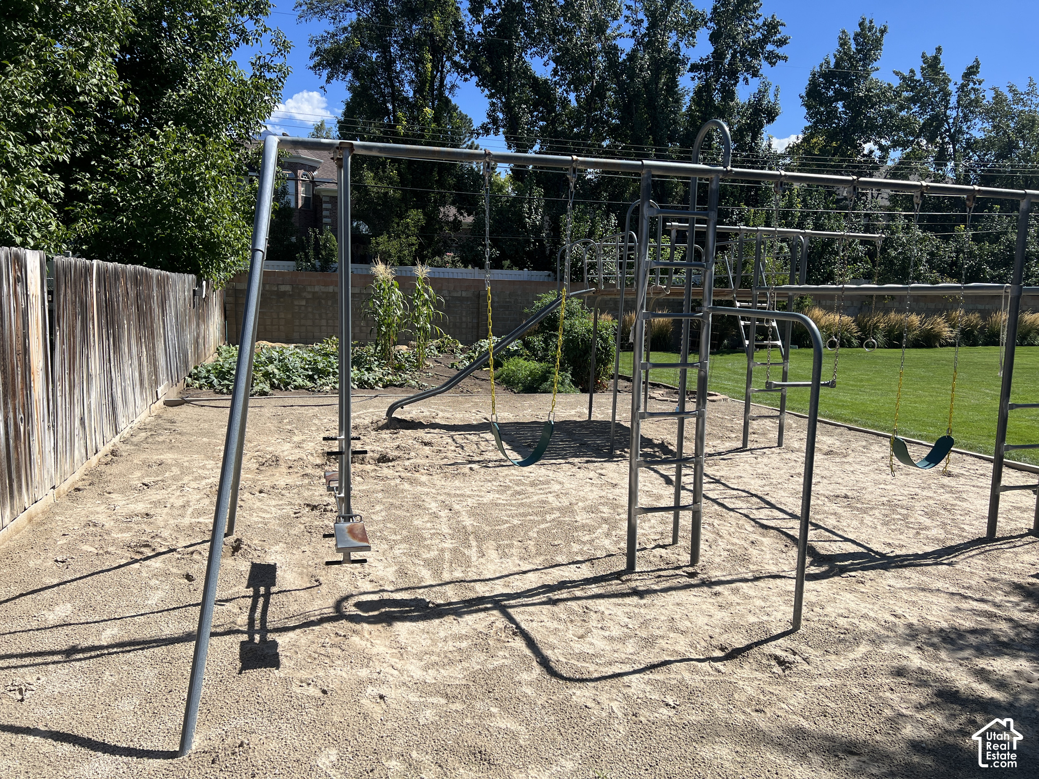 main property photo 46