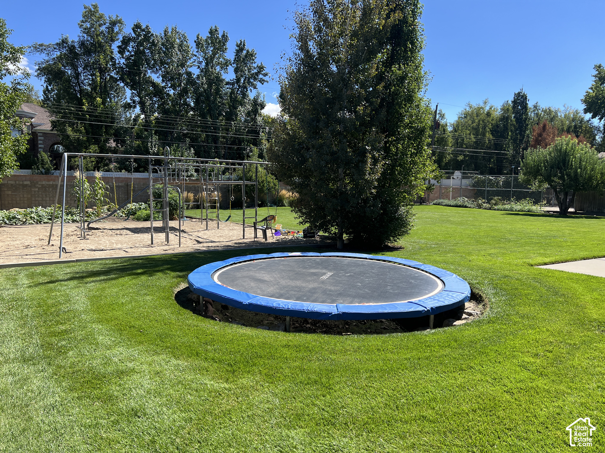 main property photo 47
