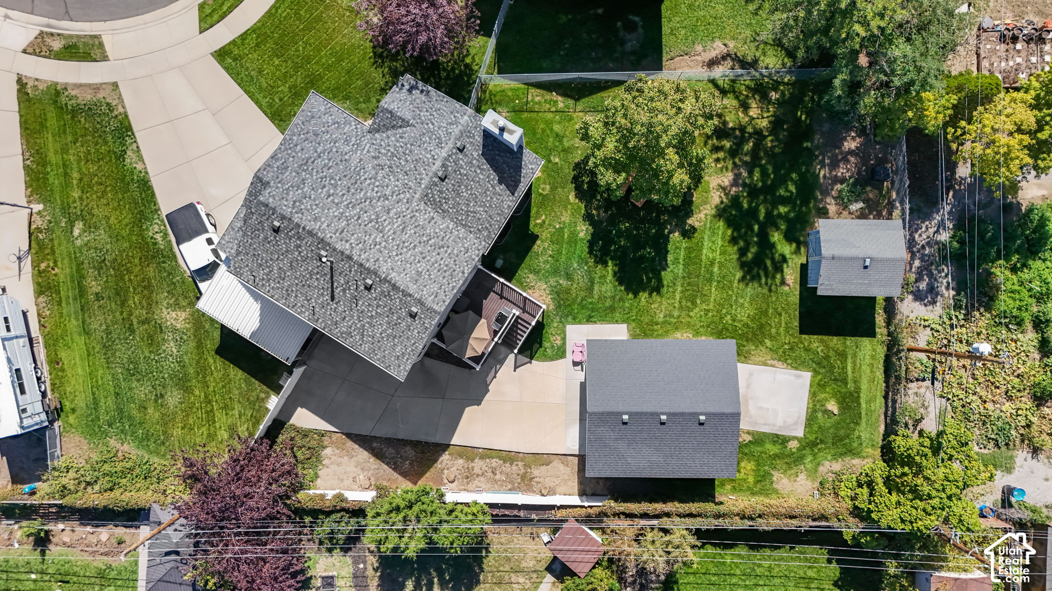 main property photo 17