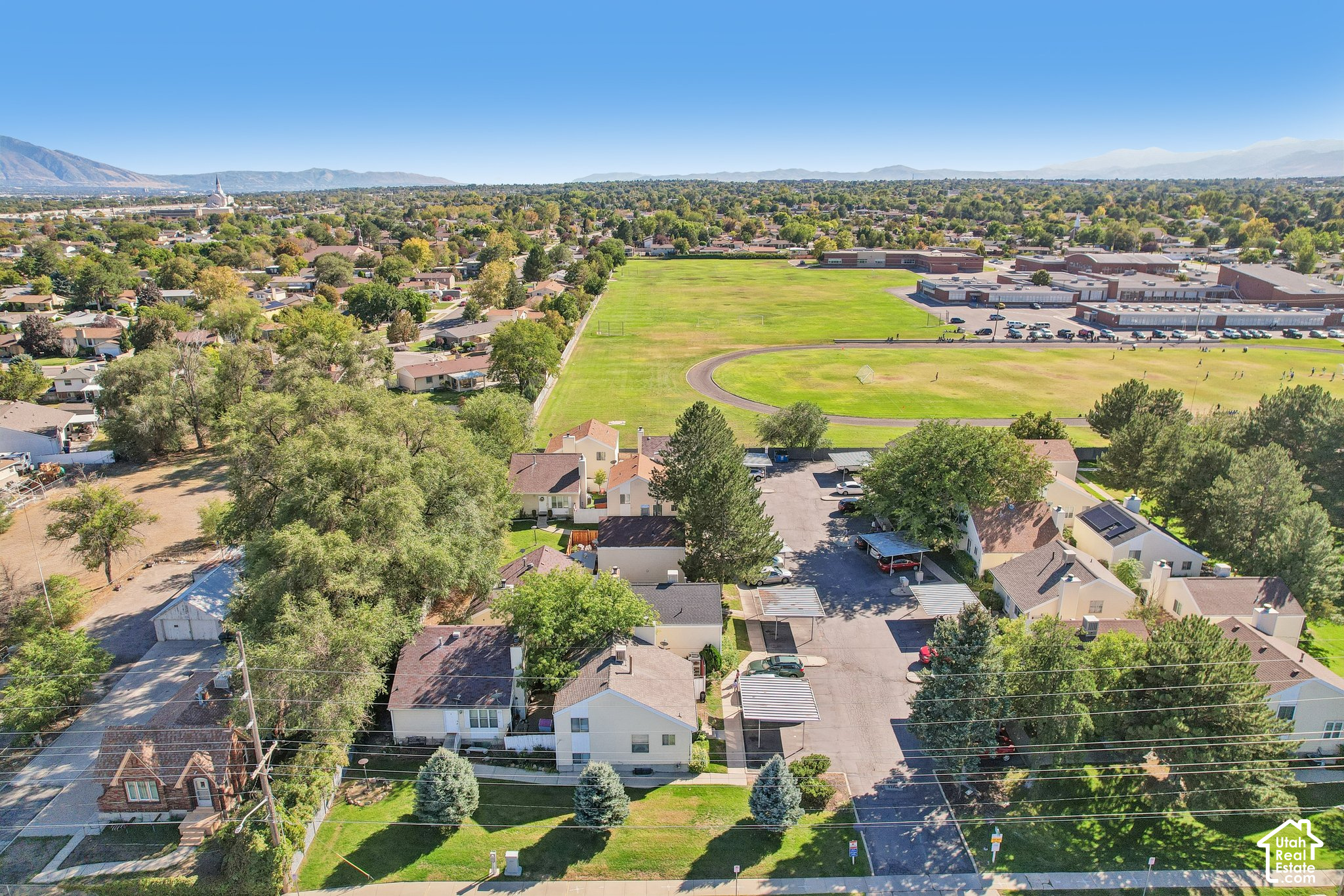 main property photo 39