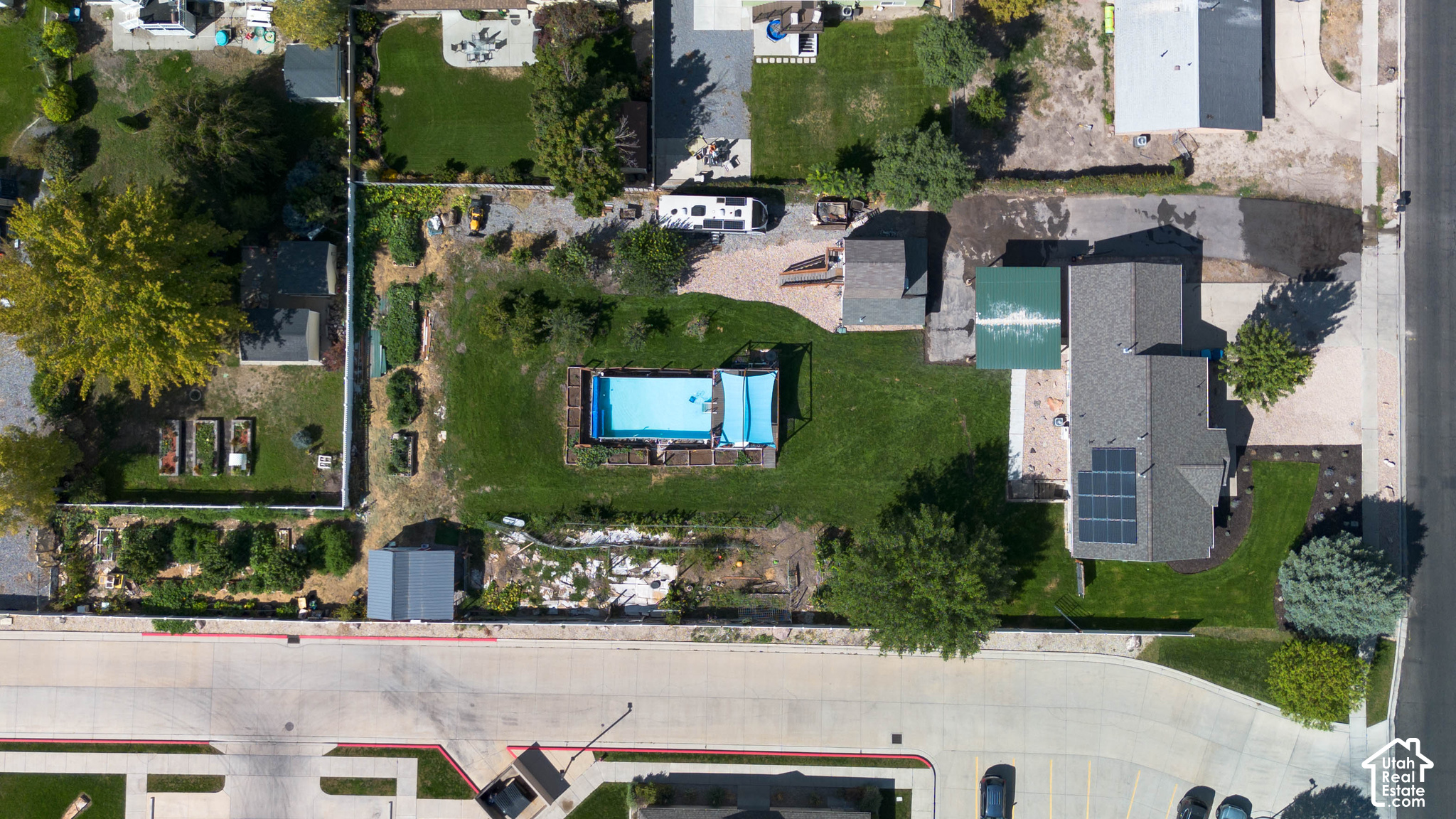 main property photo 43