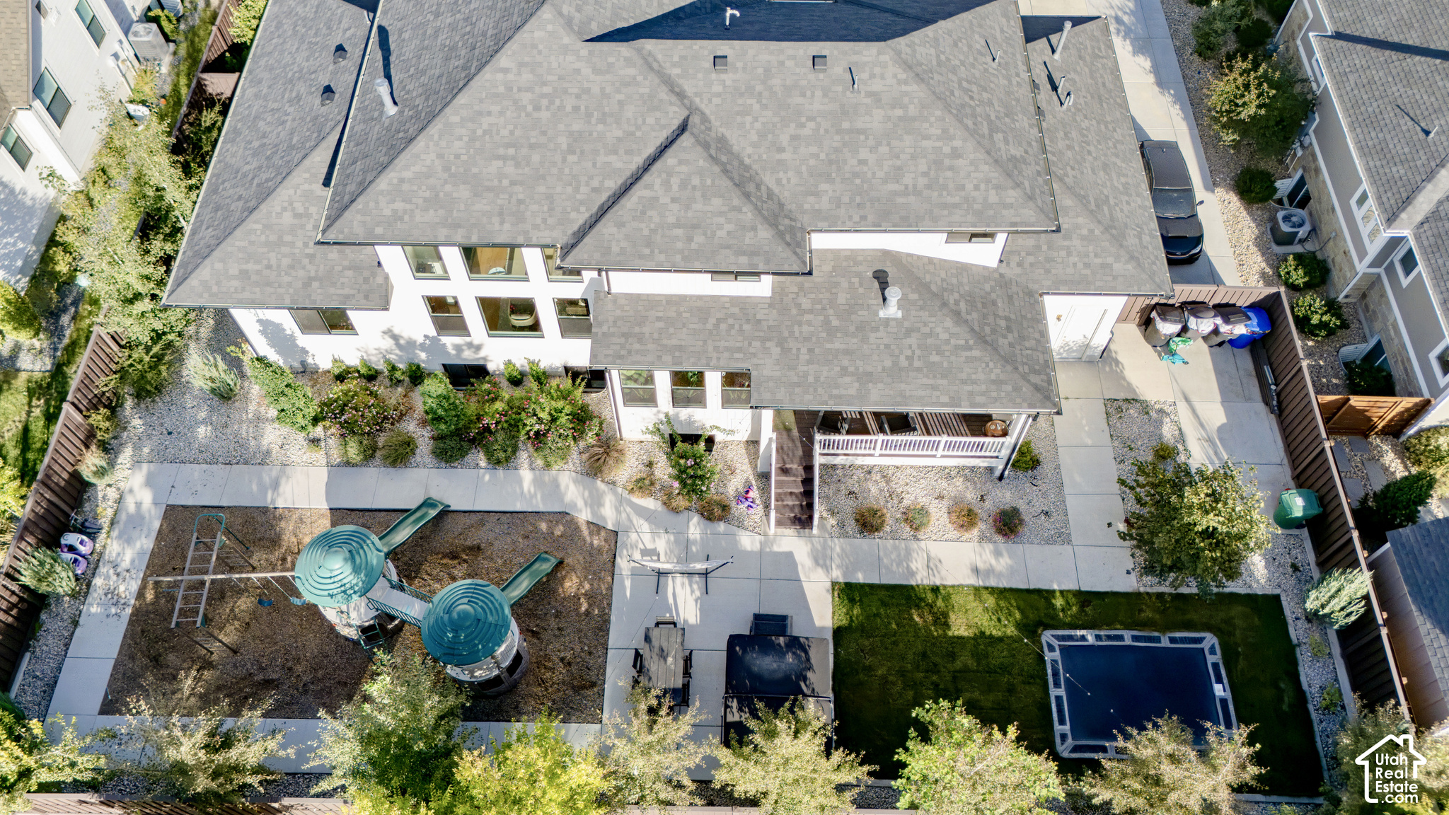 main property photo 78