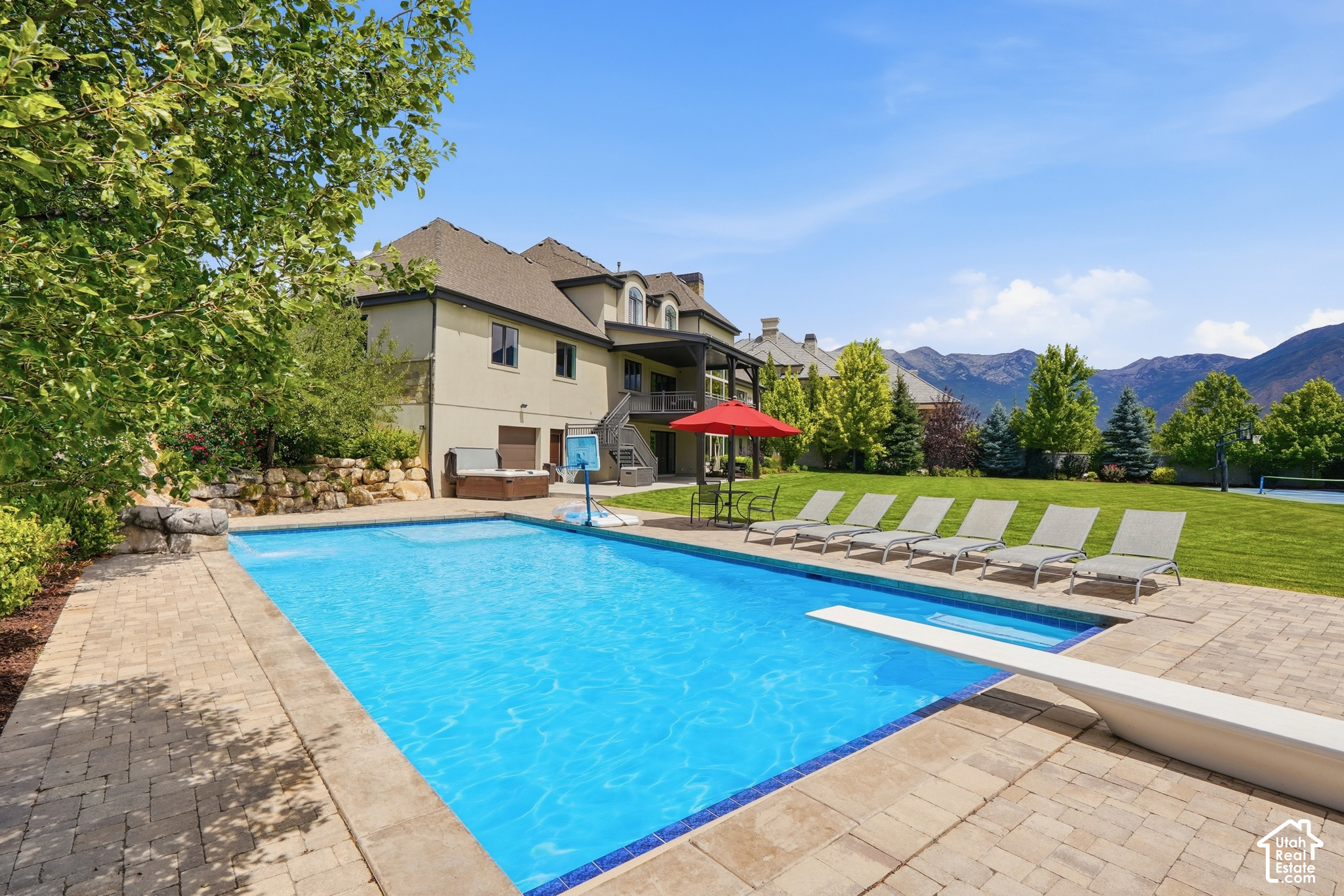 main property photo 66