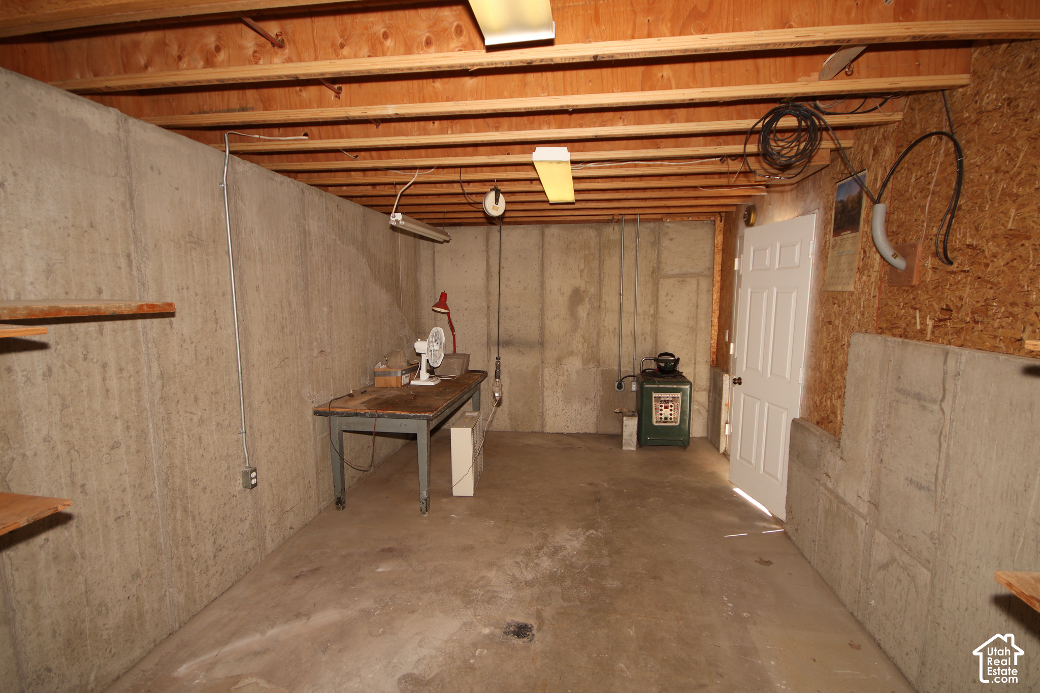 main property photo 73