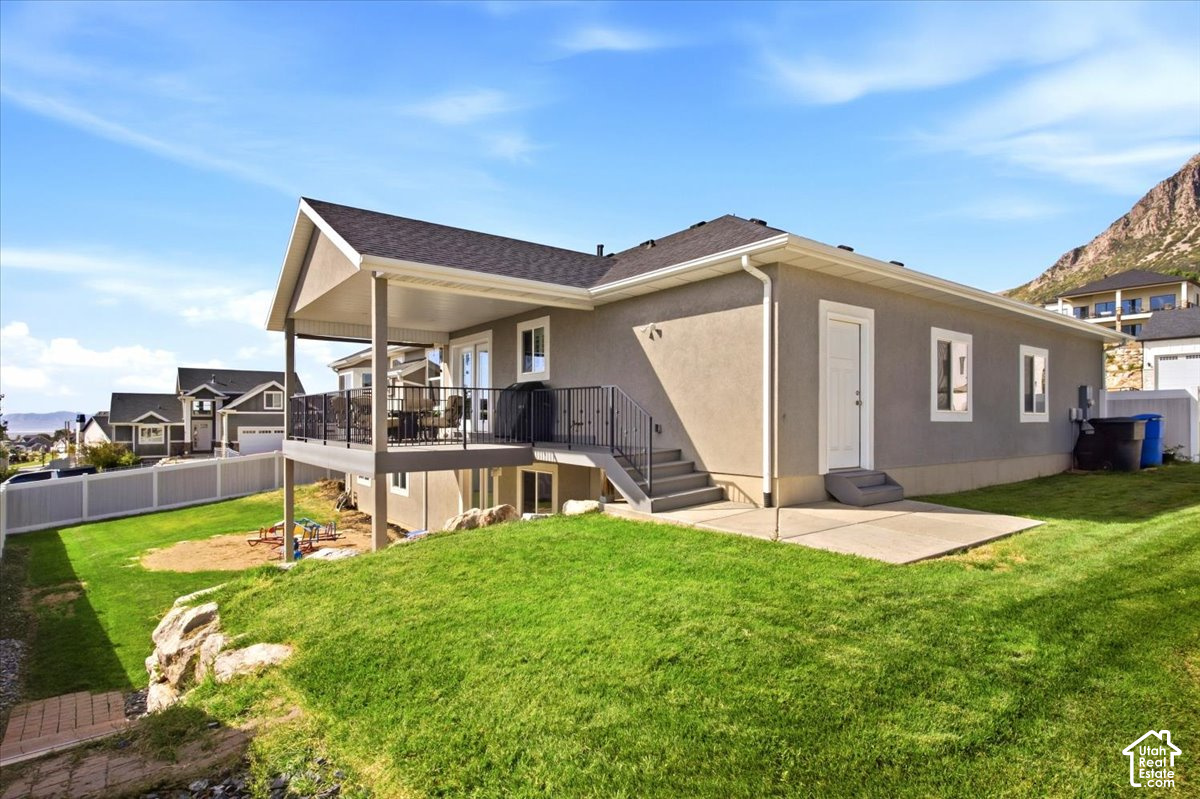main property photo 32