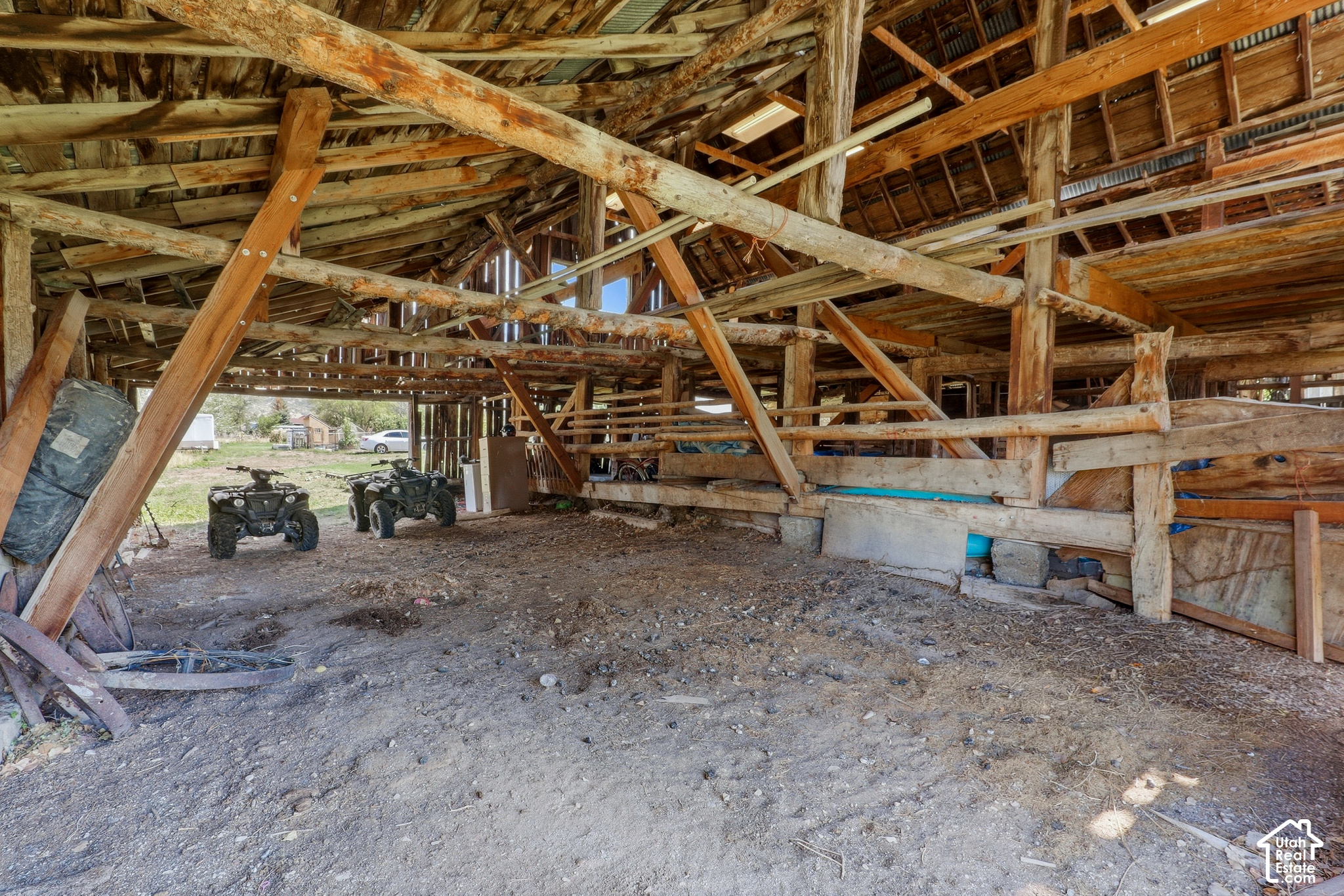 main property photo 51