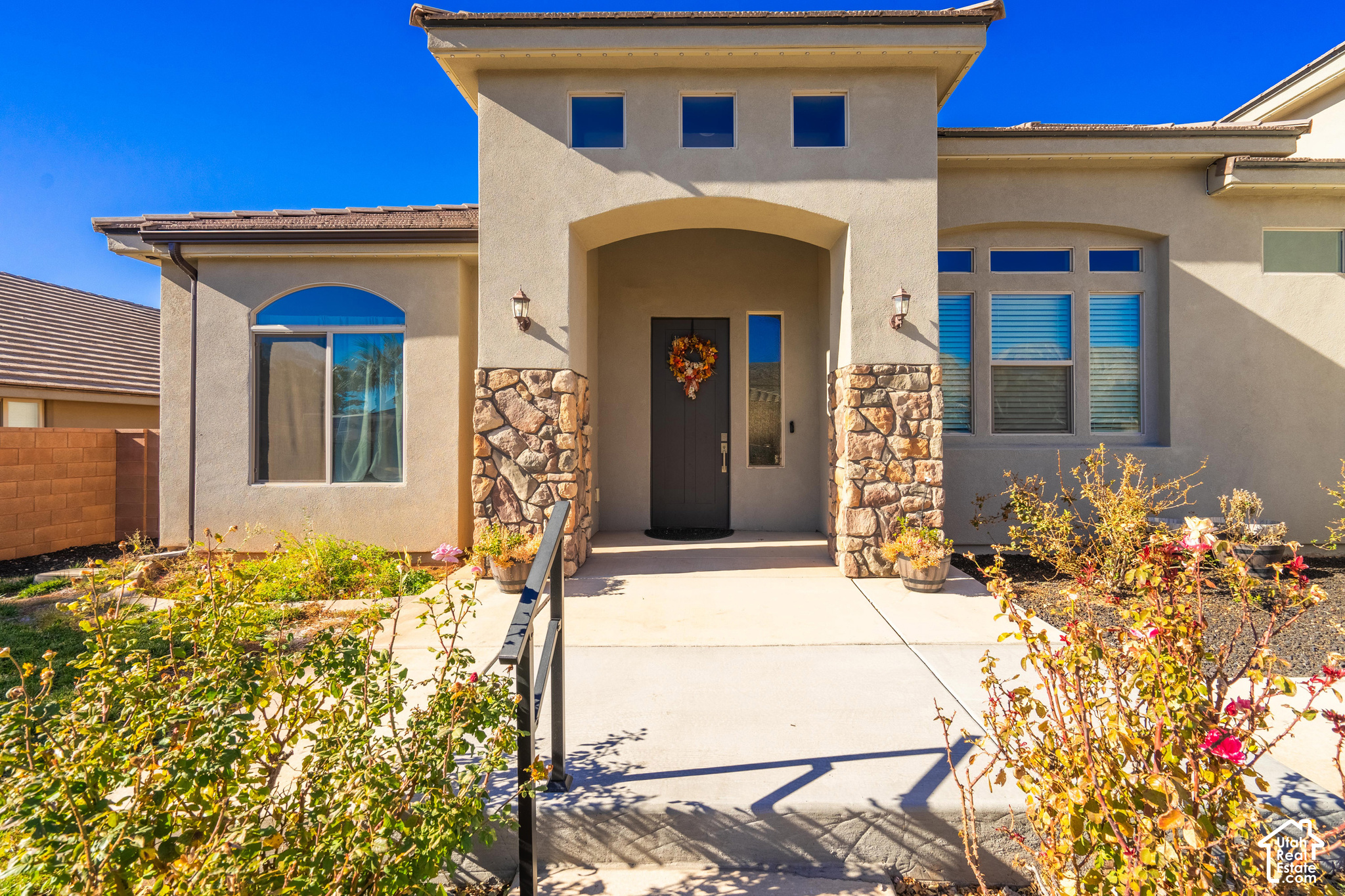 main property photo 13