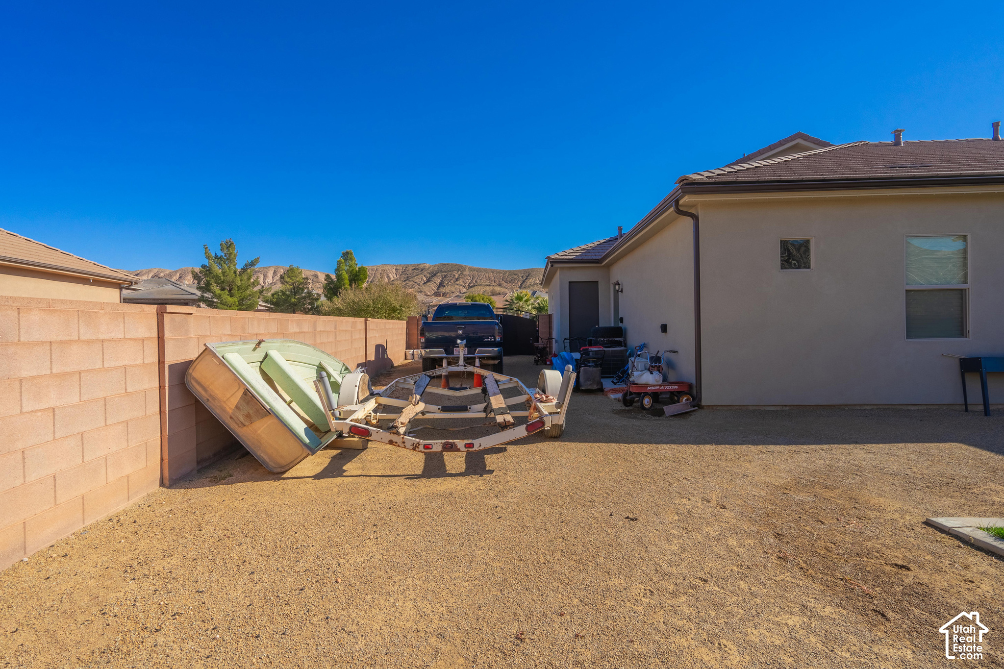 main property photo 65