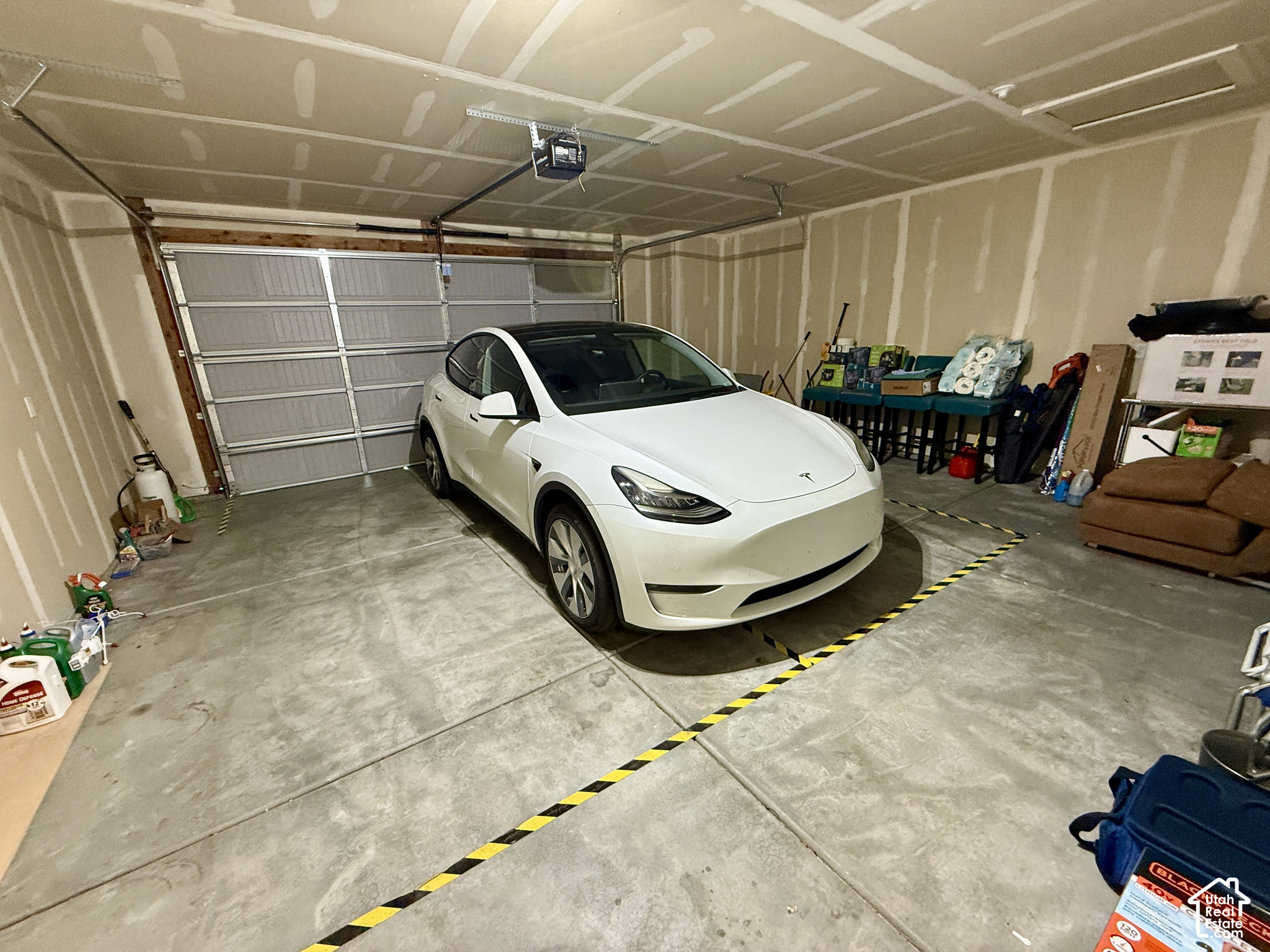 main property photo 50