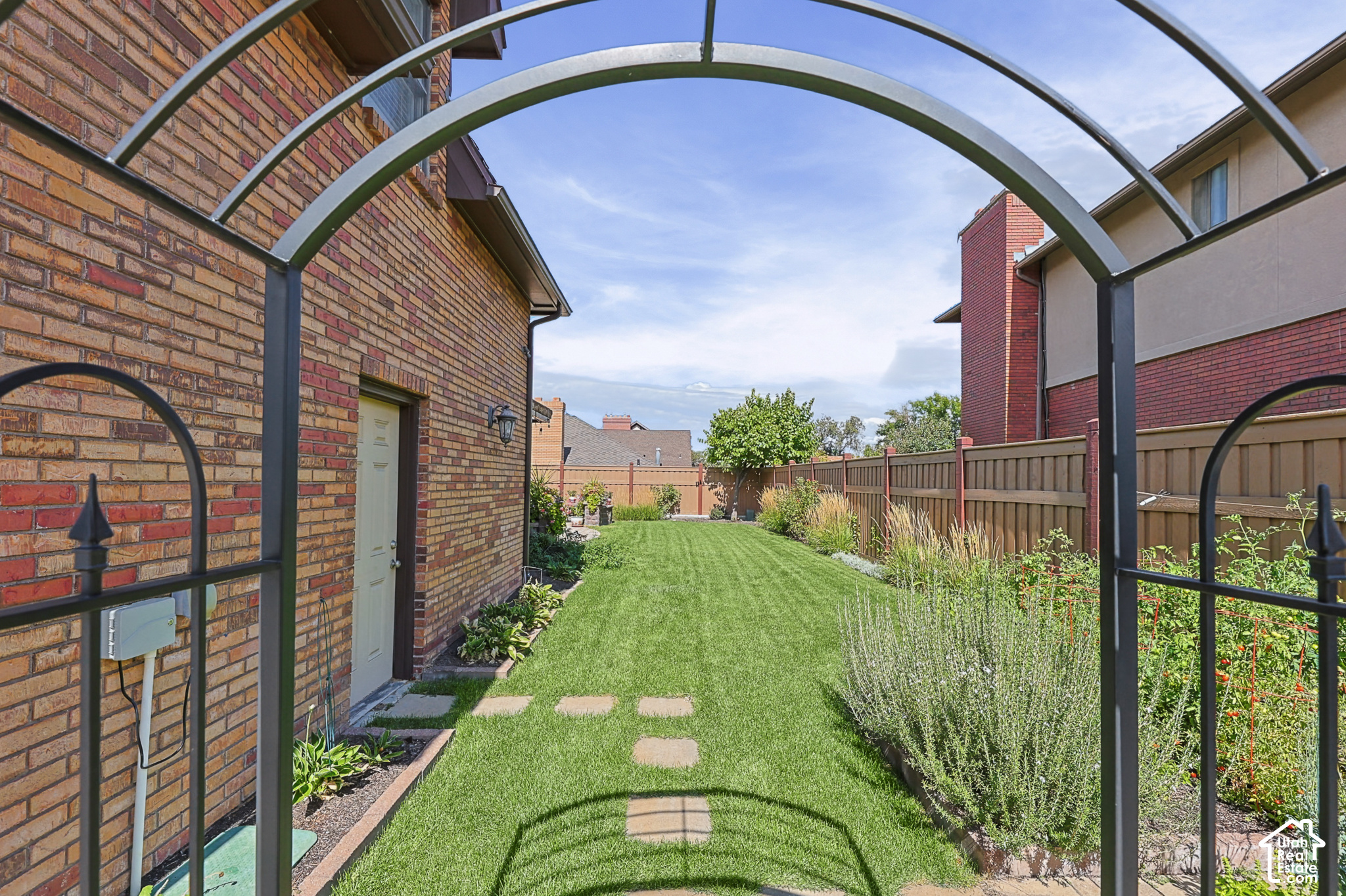 main property photo 85