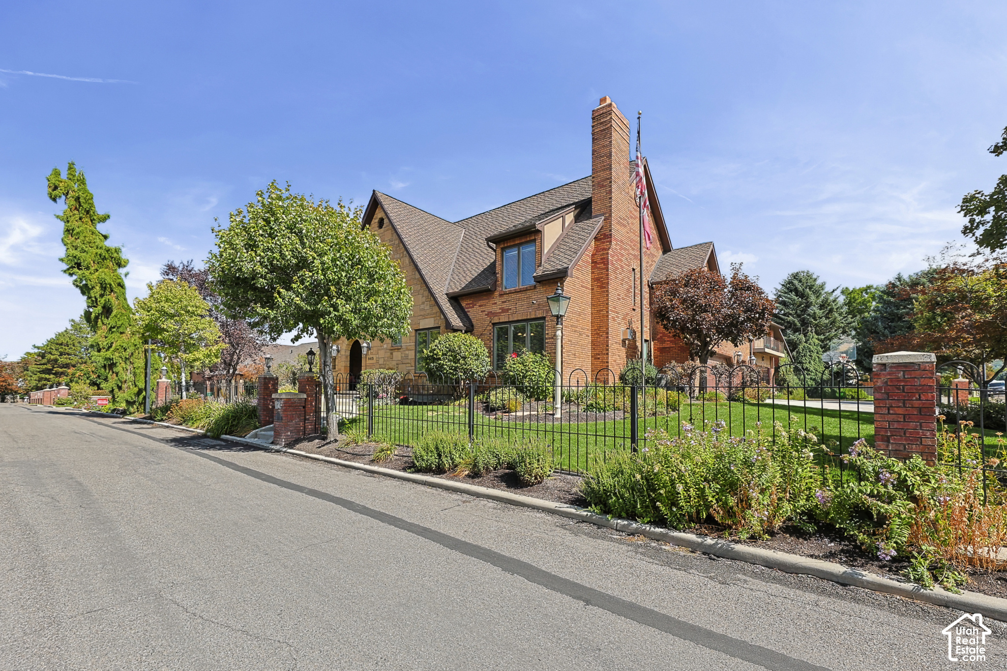 main property photo 94