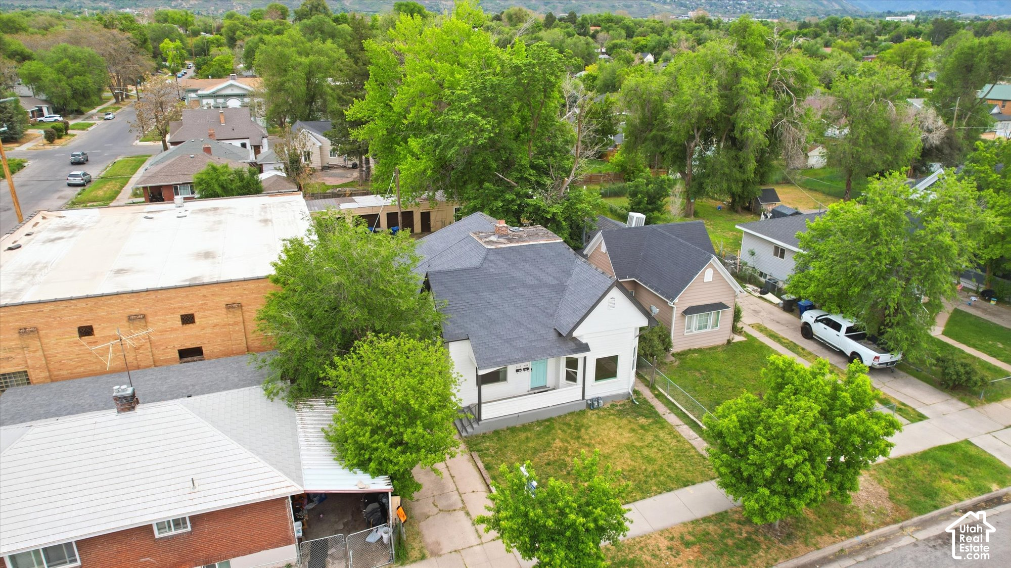 main property photo 36