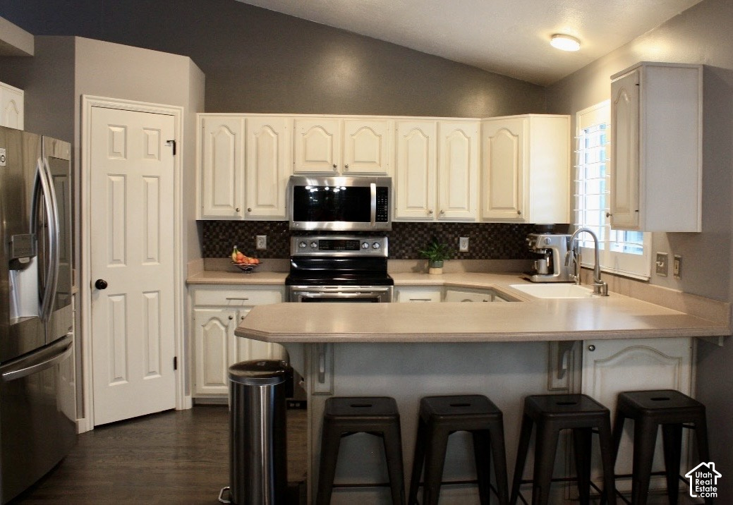 main property photo 15