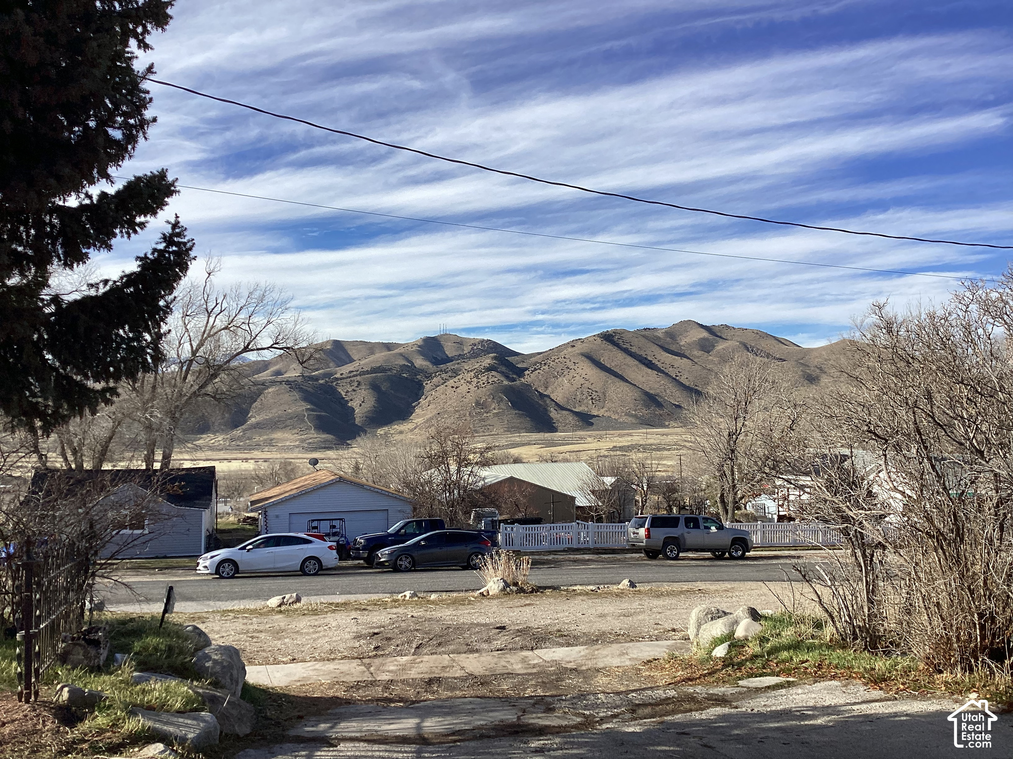 main property photo 28