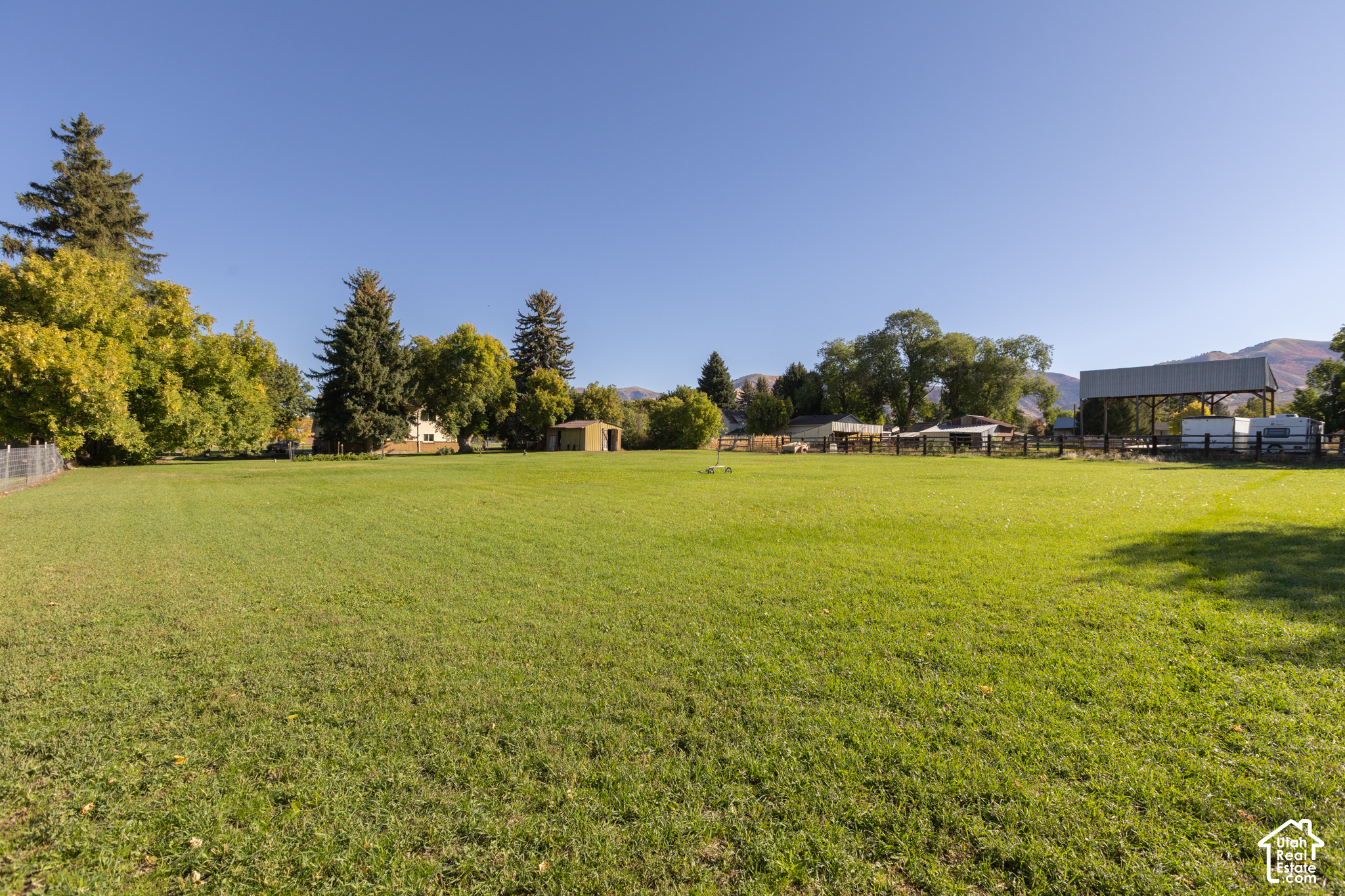 main property photo 51