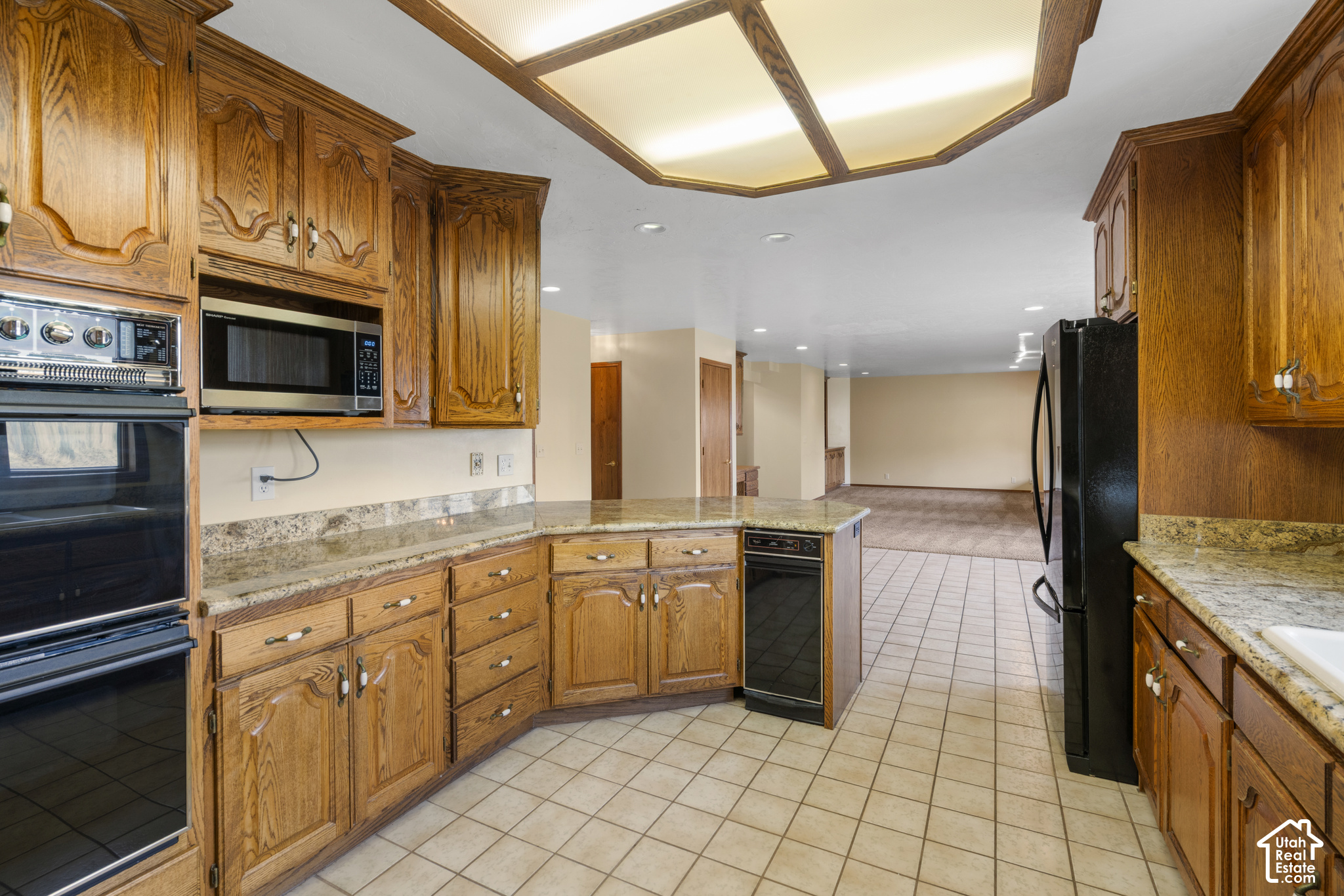 main property photo 7