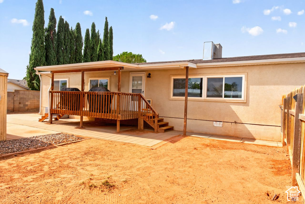 main property photo 15