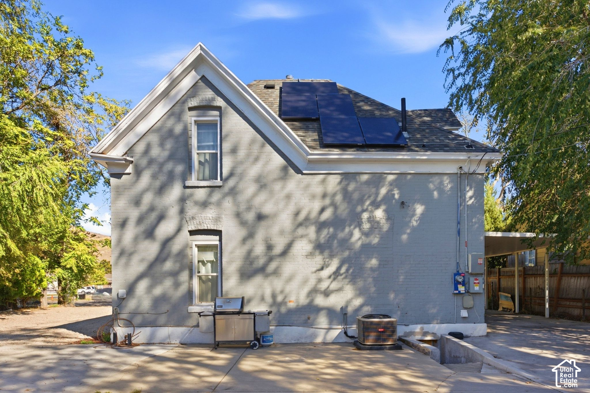 main property photo 41