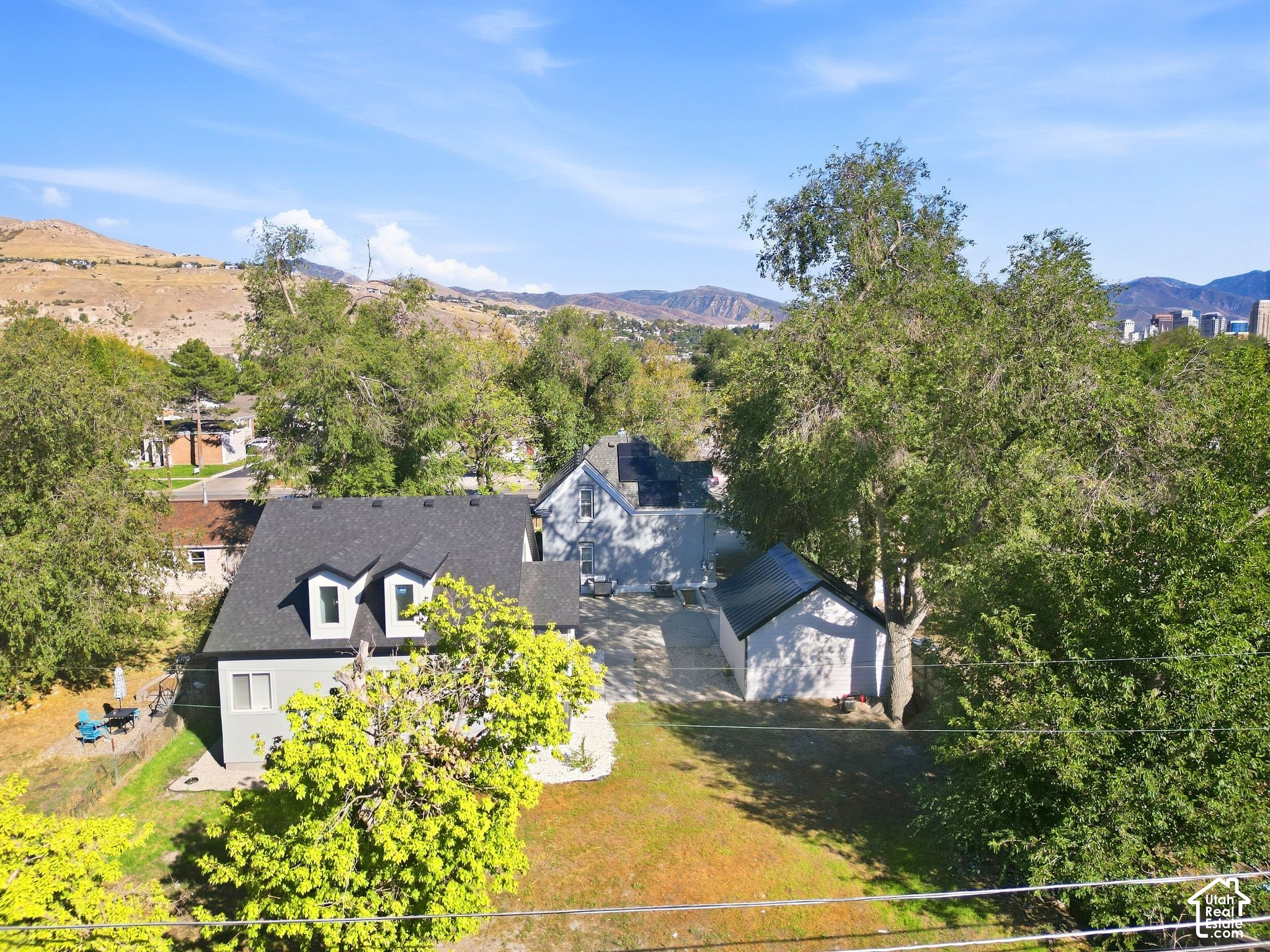 main property photo 50