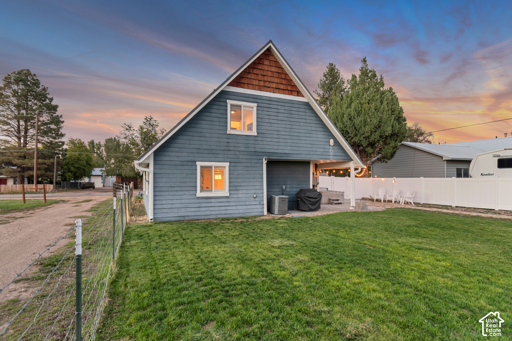 main property photo 41