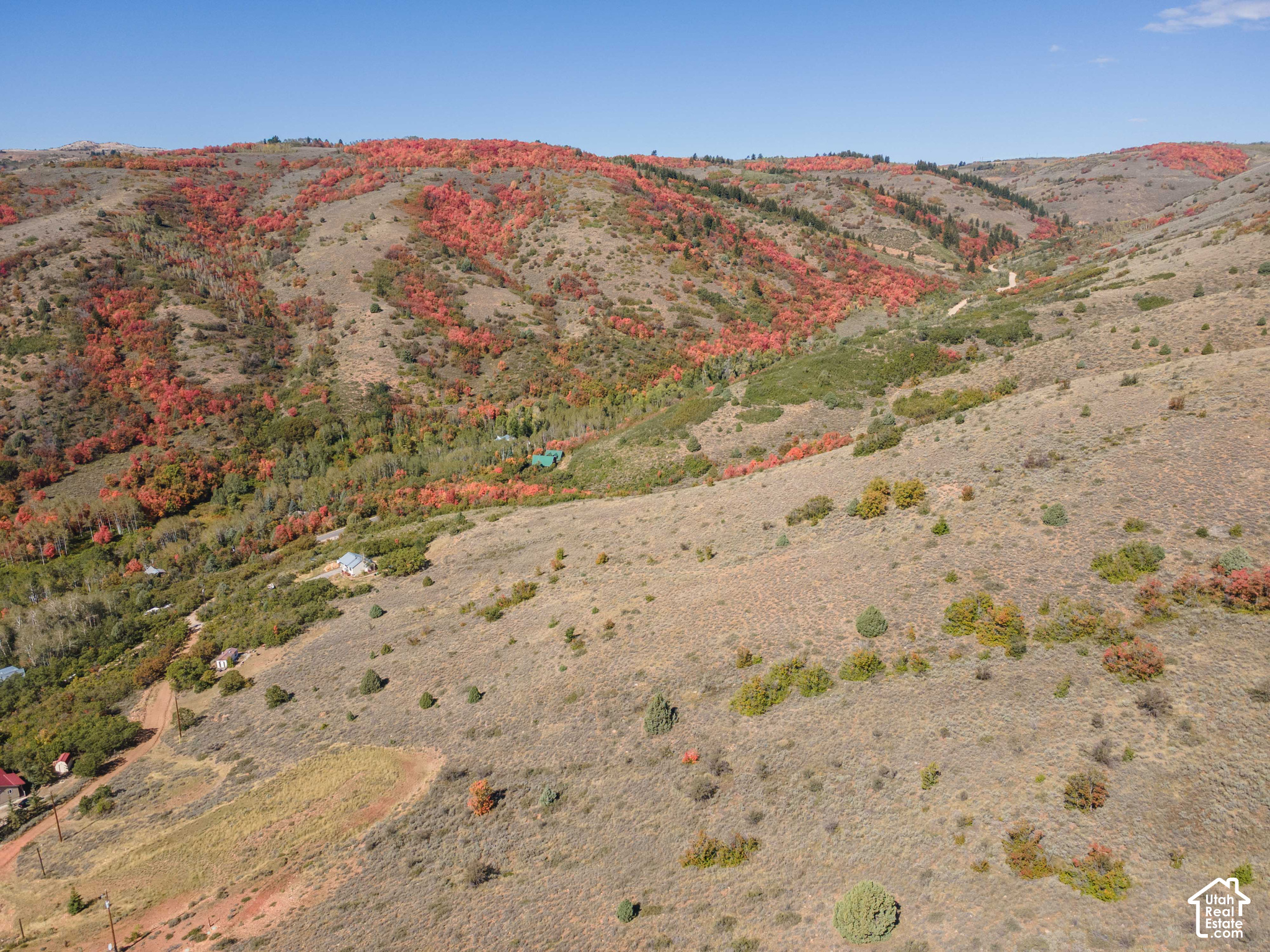 main property photo 18