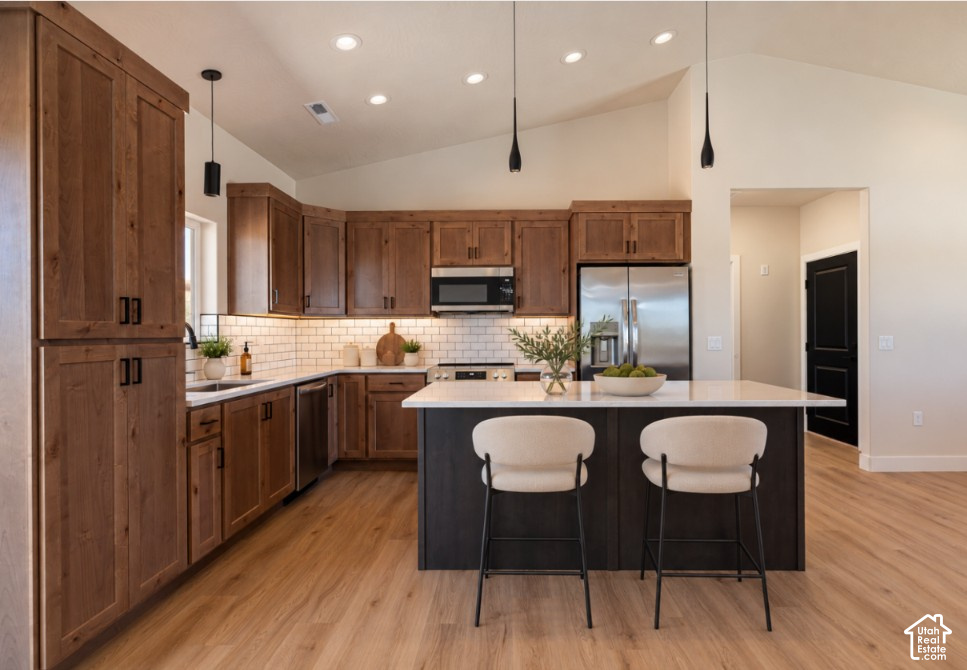 main property photo 6