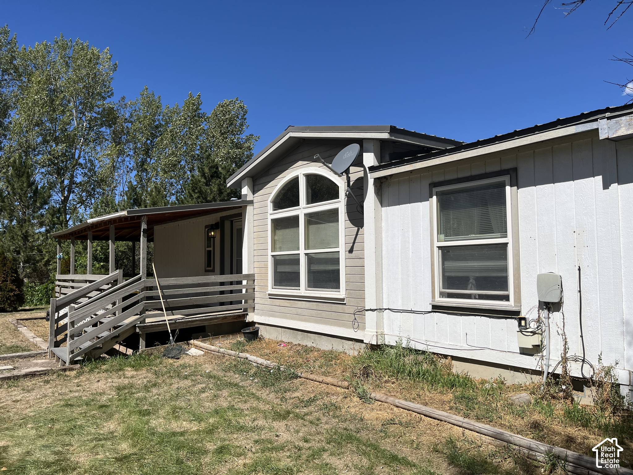 main property photo 16