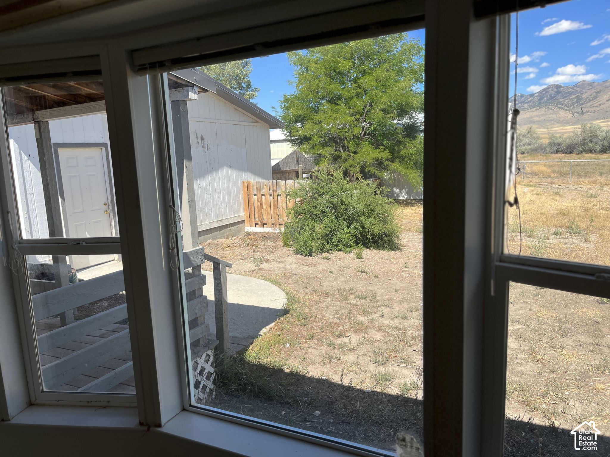 main property photo 41
