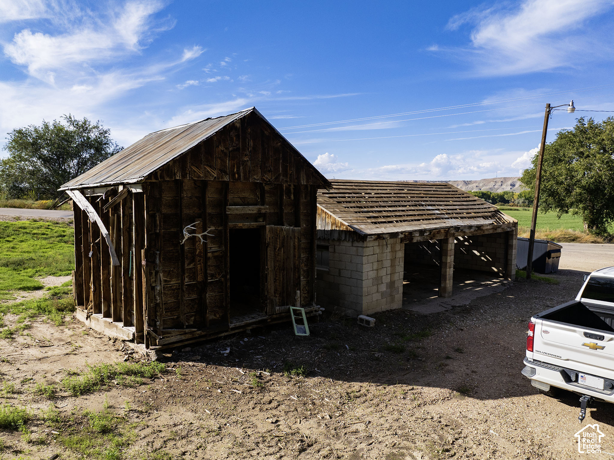 main property photo 79