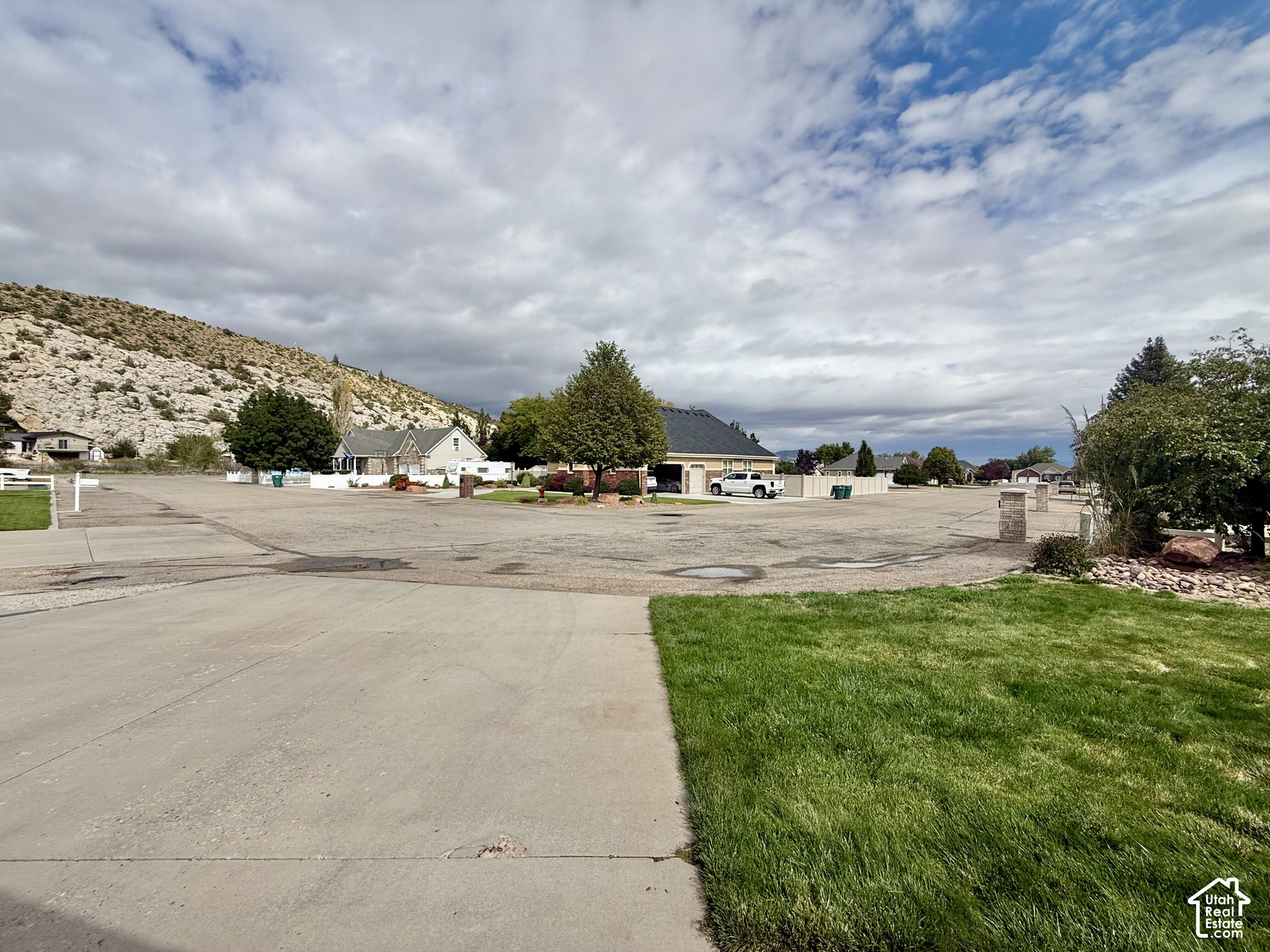 main property photo 70