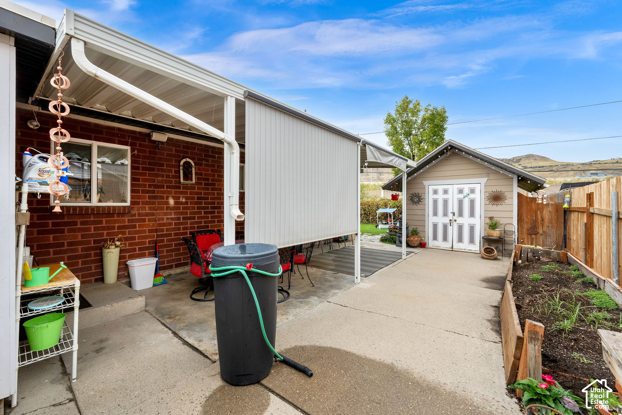 main property photo 17