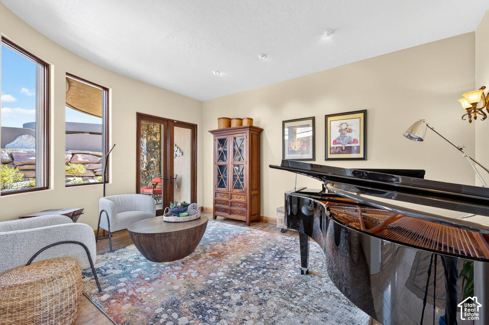 main property photo 11