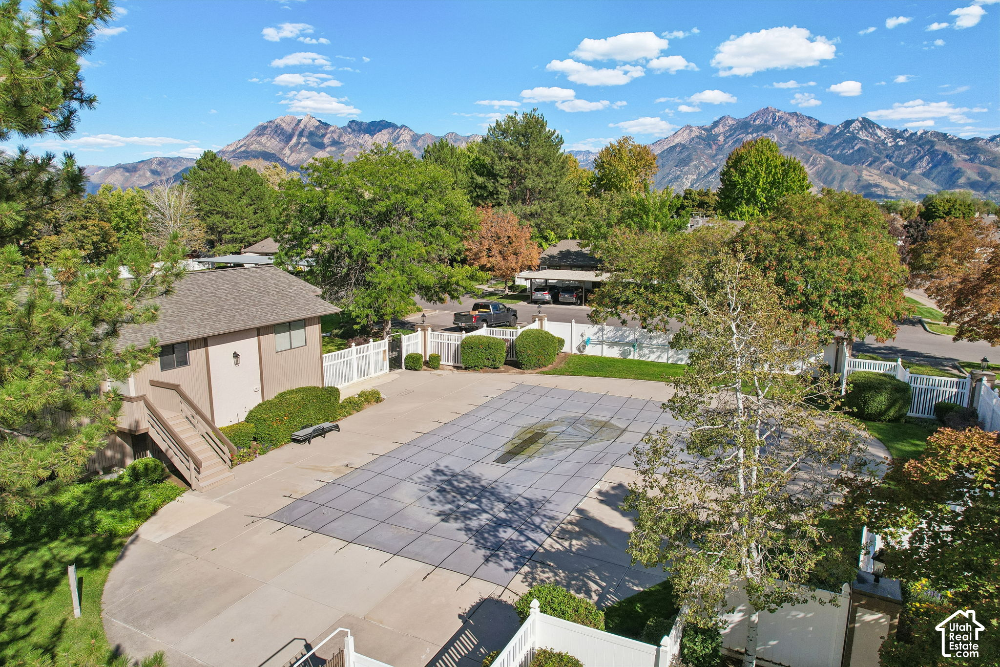 main property photo 58