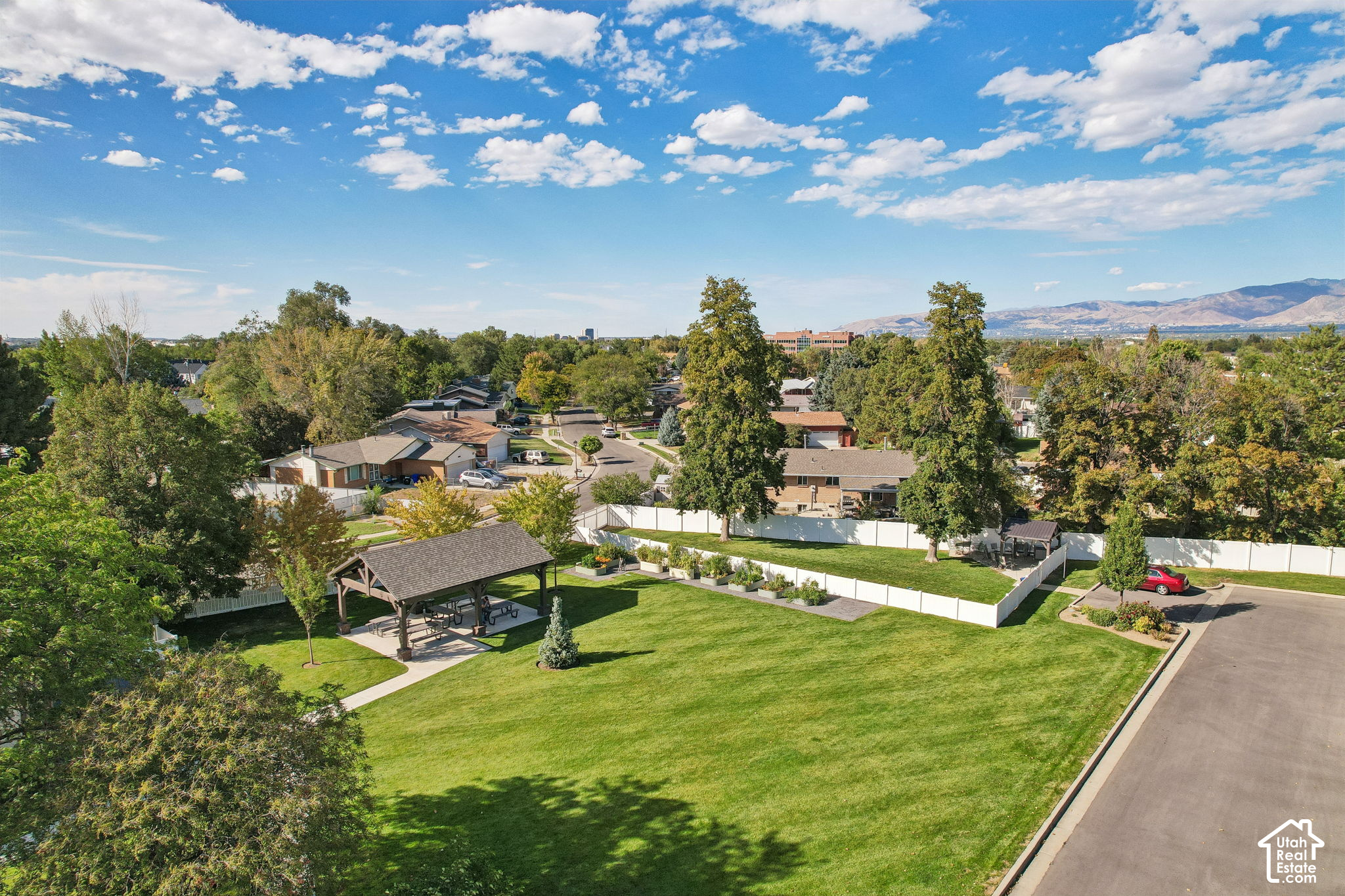 main property photo 60