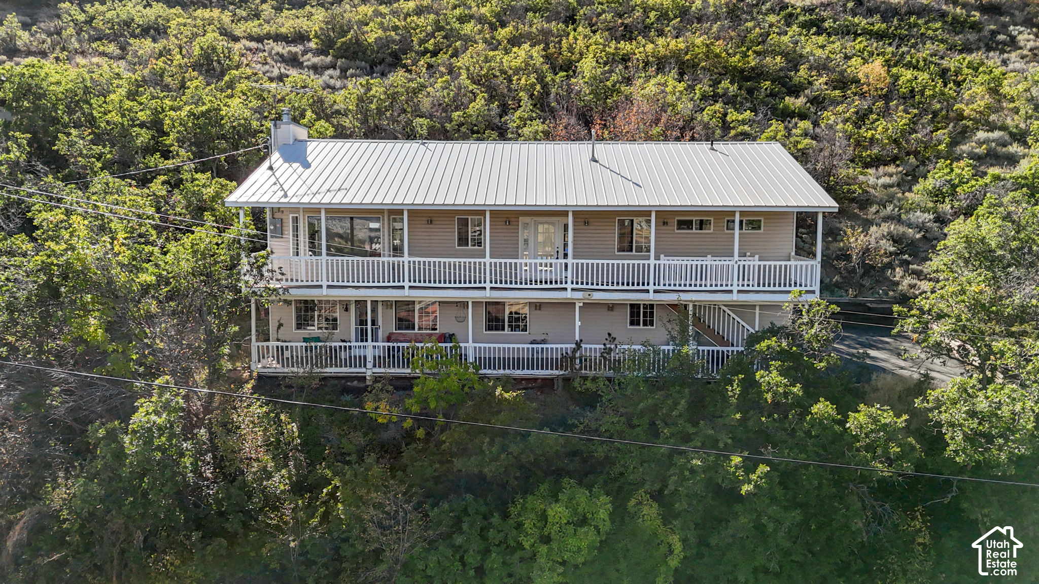 main property photo 35