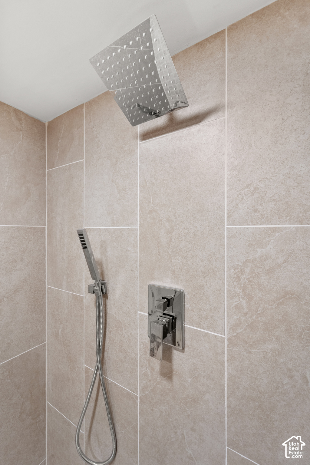 main property photo 57