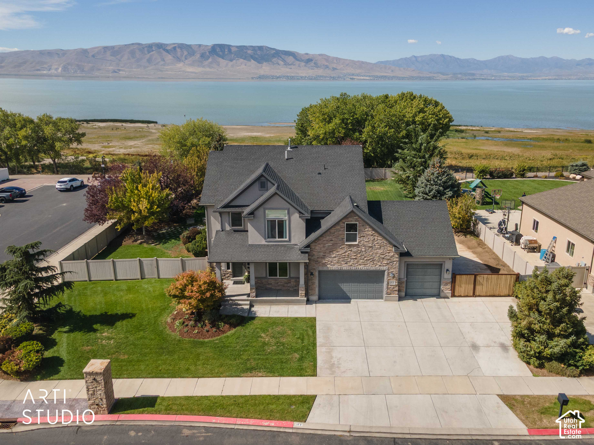 main property photo 56