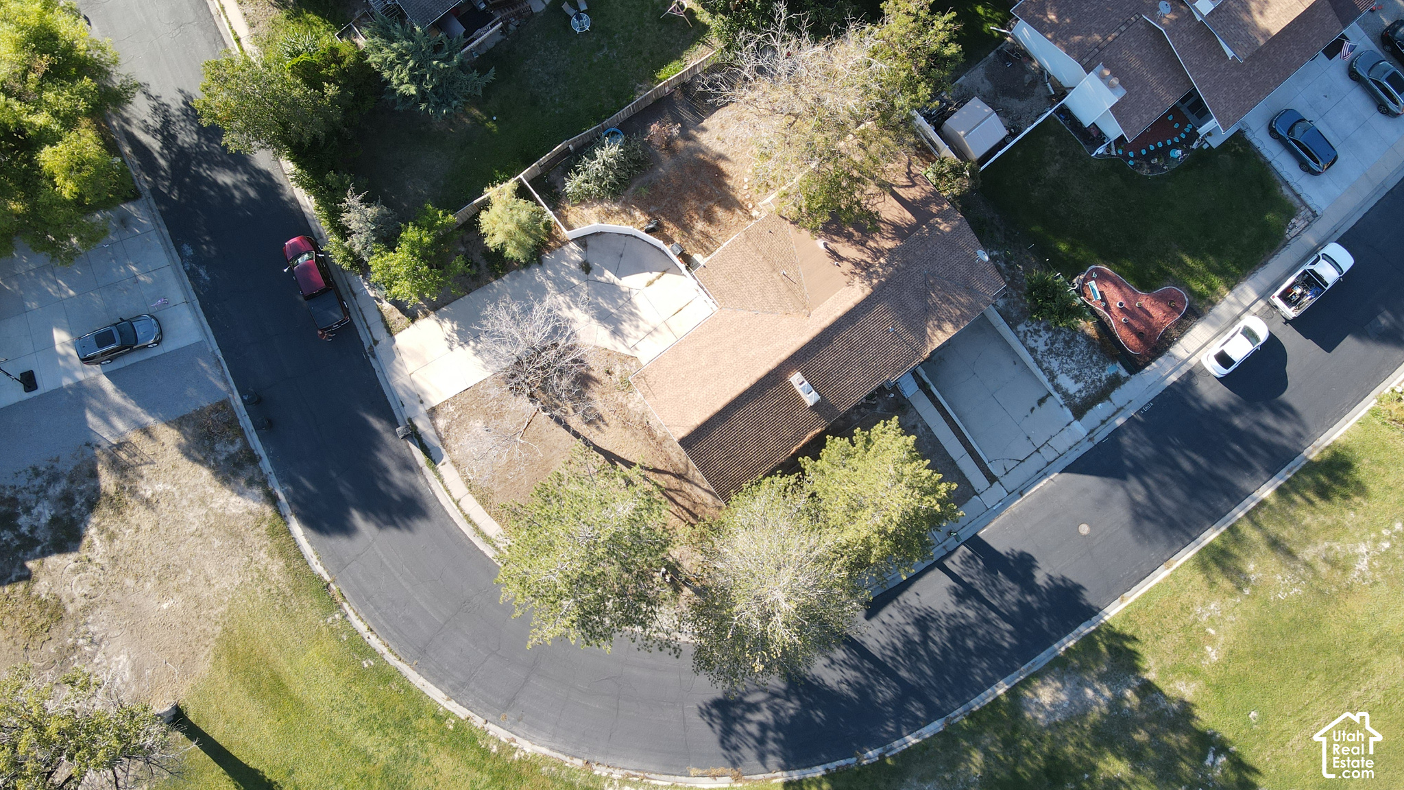 main property photo 48